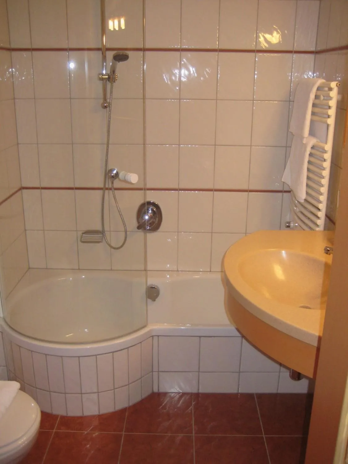 Bathroom in Gasthof Zum Stollhofer