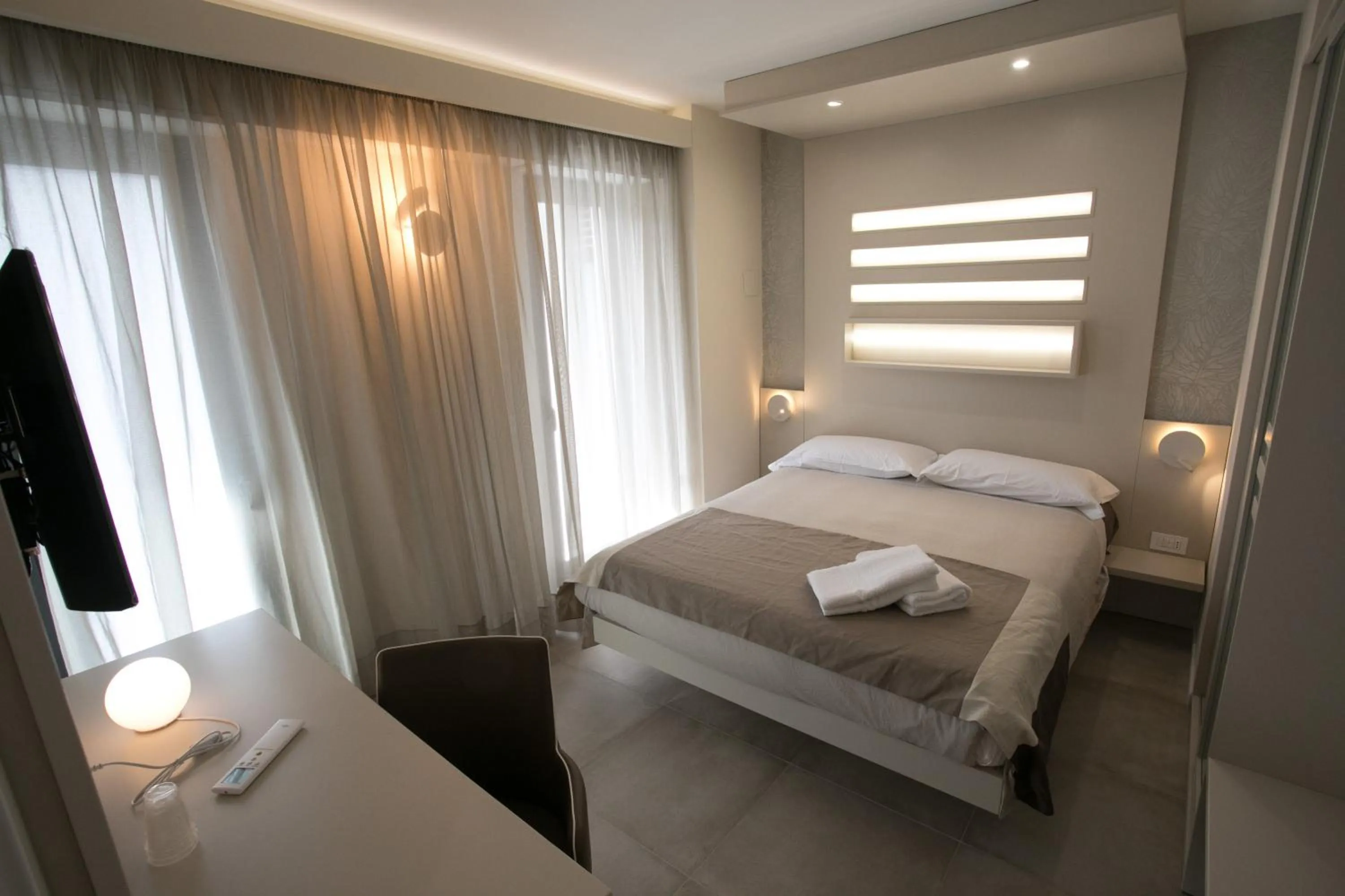 Photo of the whole room, Bed in B&B Chez Moi