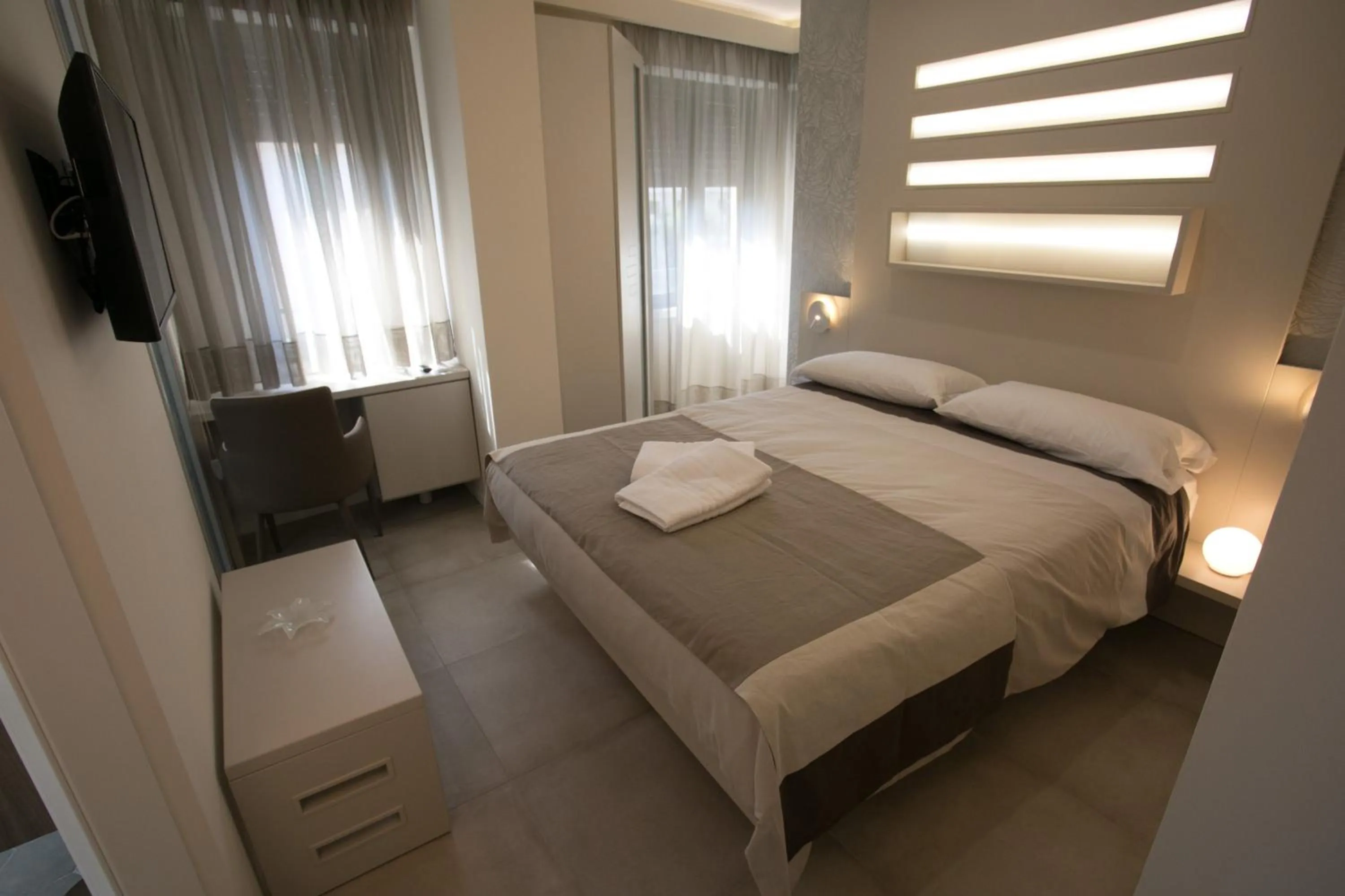 Photo of the whole room, Bed in B&B Chez Moi