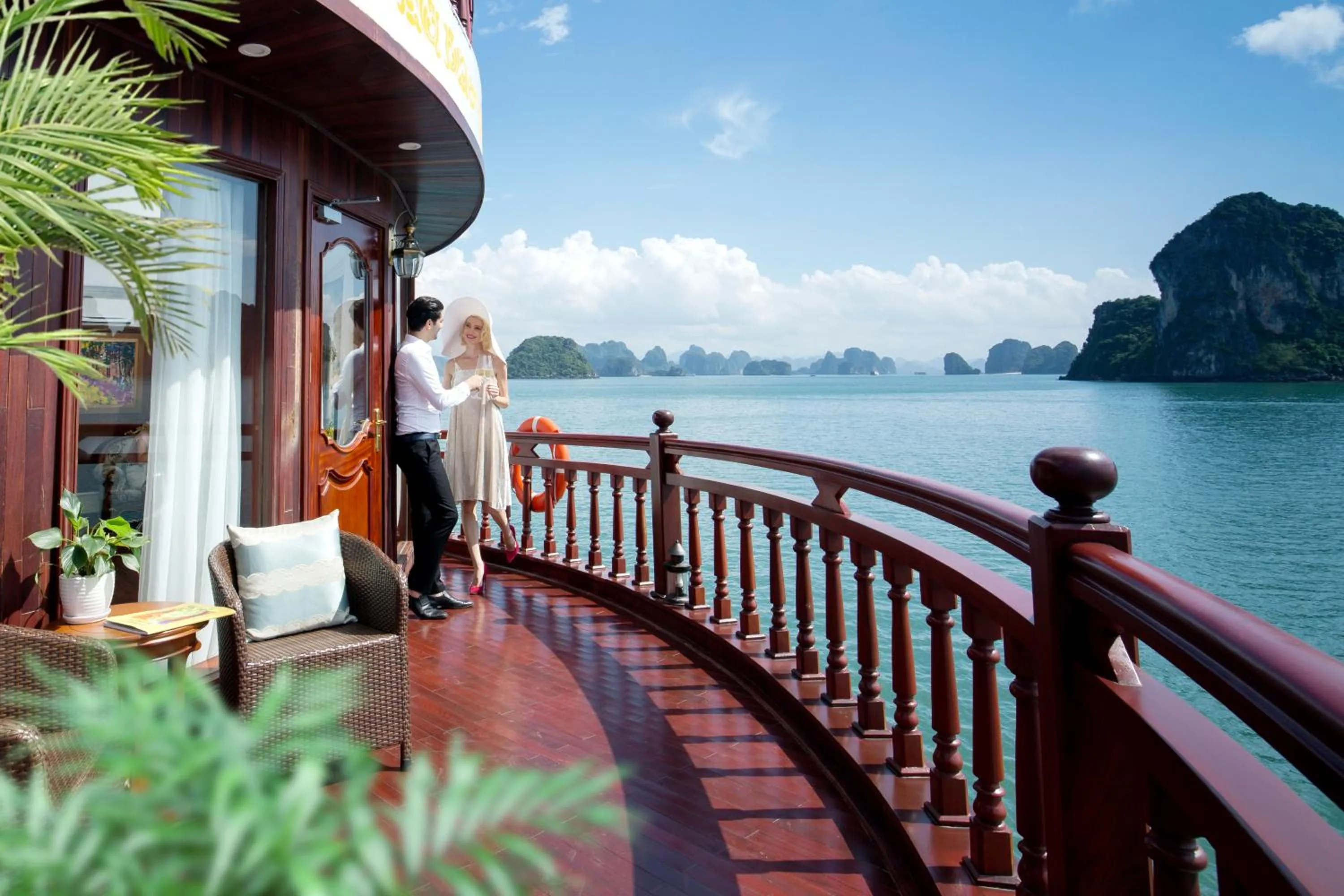 Balcony/Terrace in Emperor Cruises Legacy Ha Long
