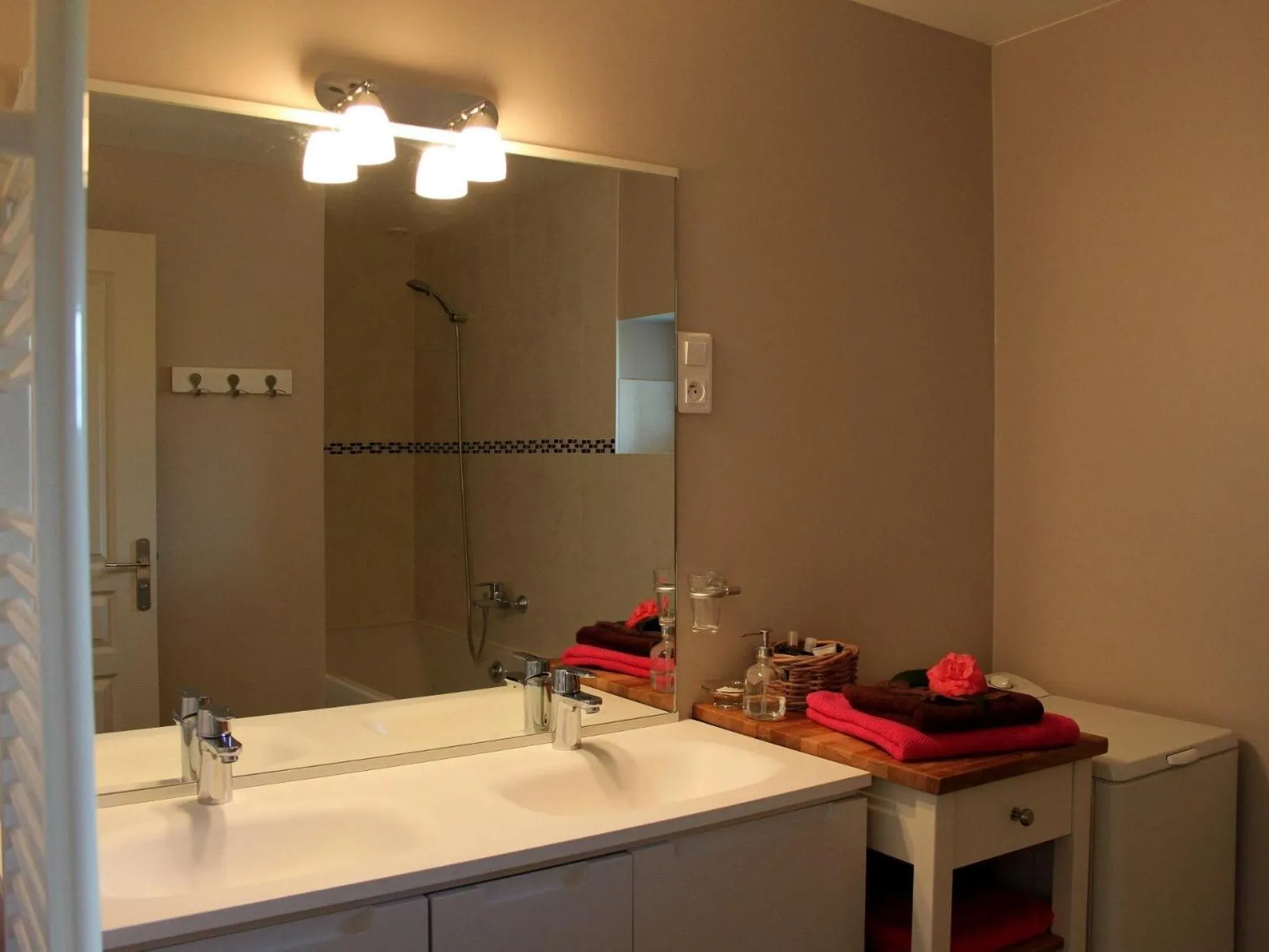 Bathroom in La Petite Ville Aze