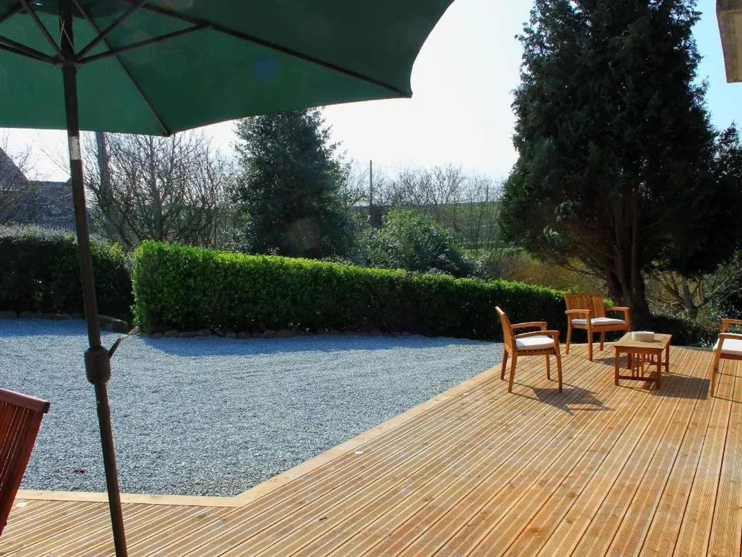 Property building in La Petite Ville Aze