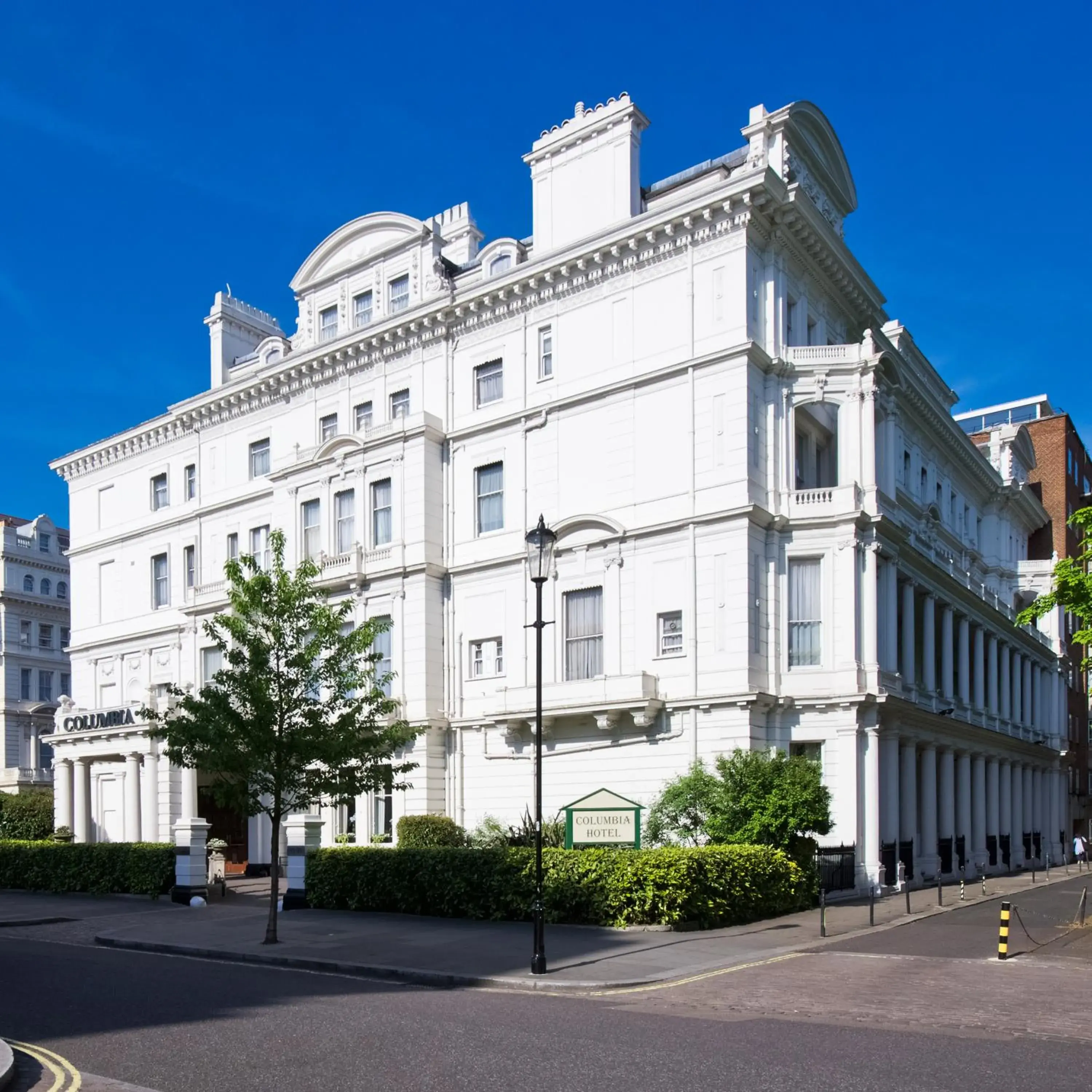 Facade/entrance in The Columbia Facade/entrance in The Columbia