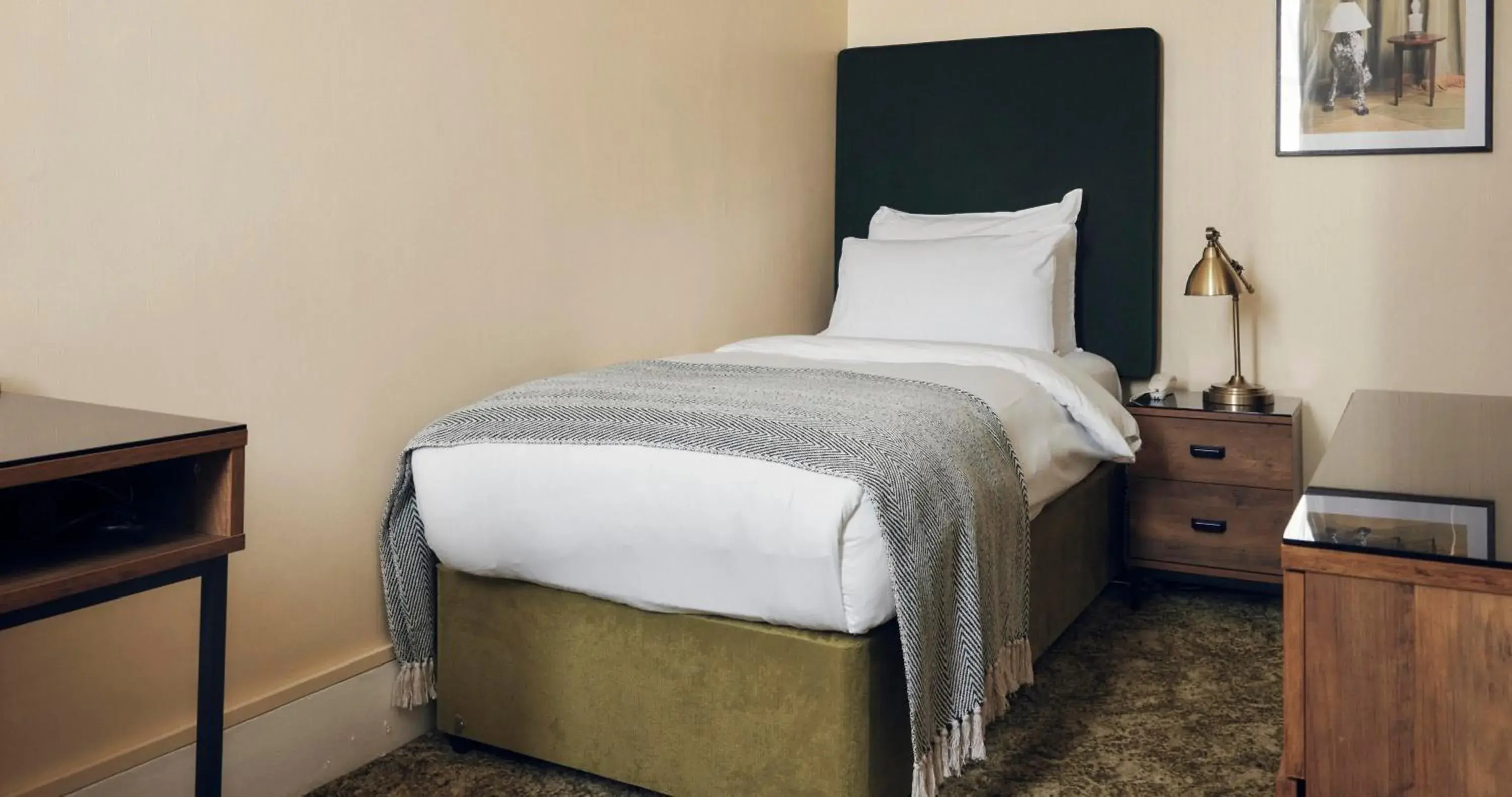 Bed in The Columbia Bed in The Columbia