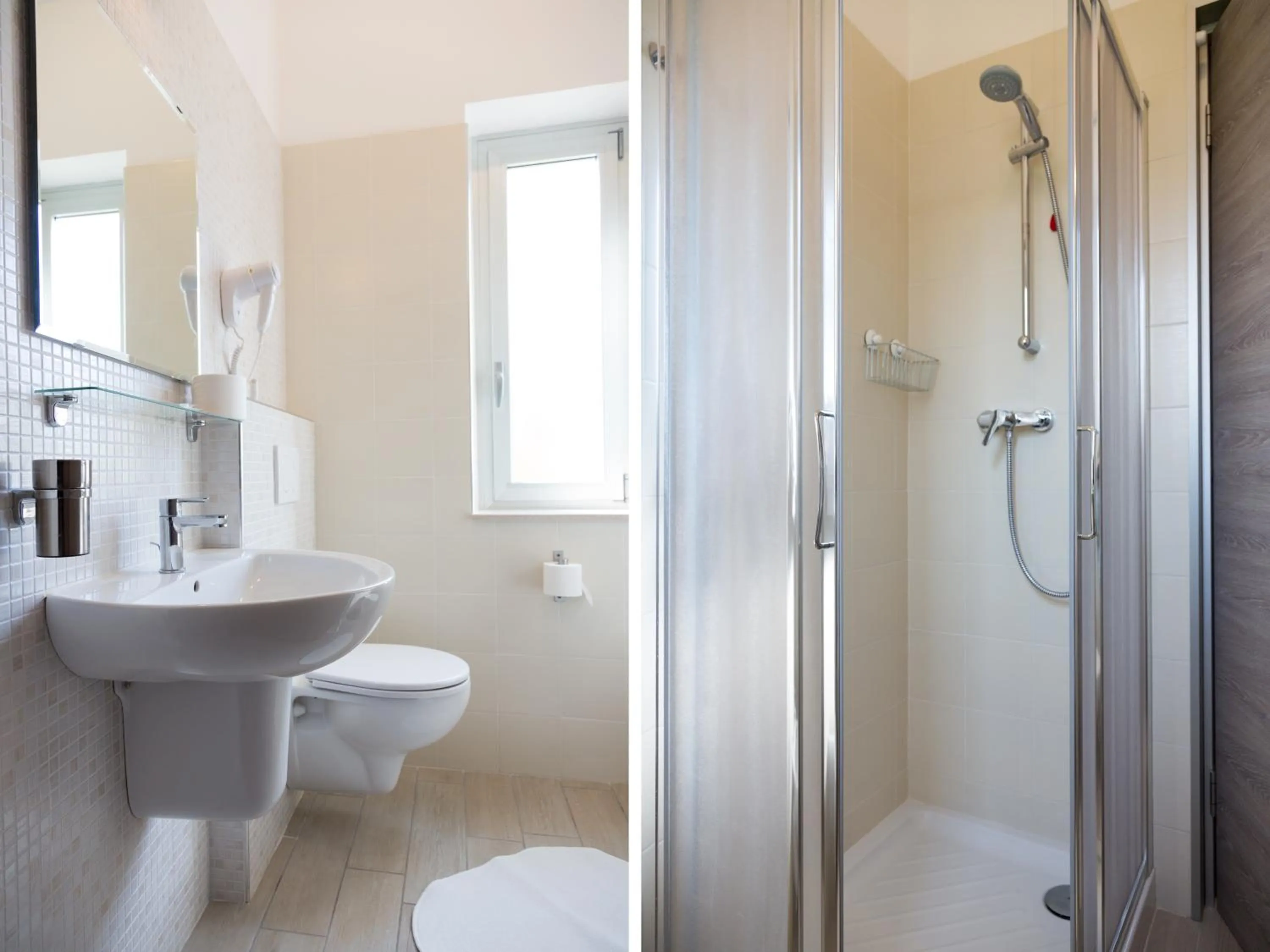 Bathroom in Hotel Saint Tropez - Pineto