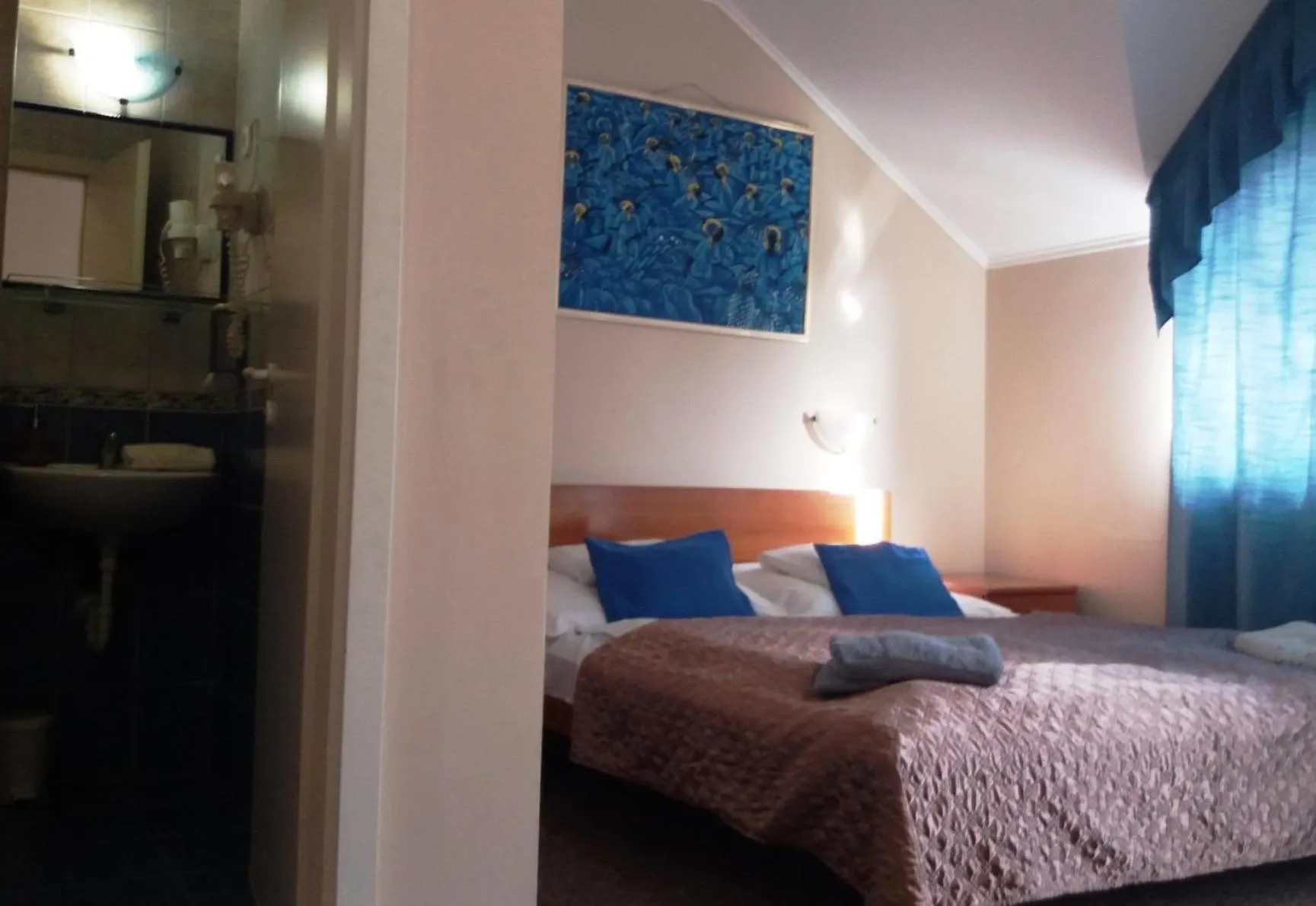 Bed in Oázis Wellness Panzio