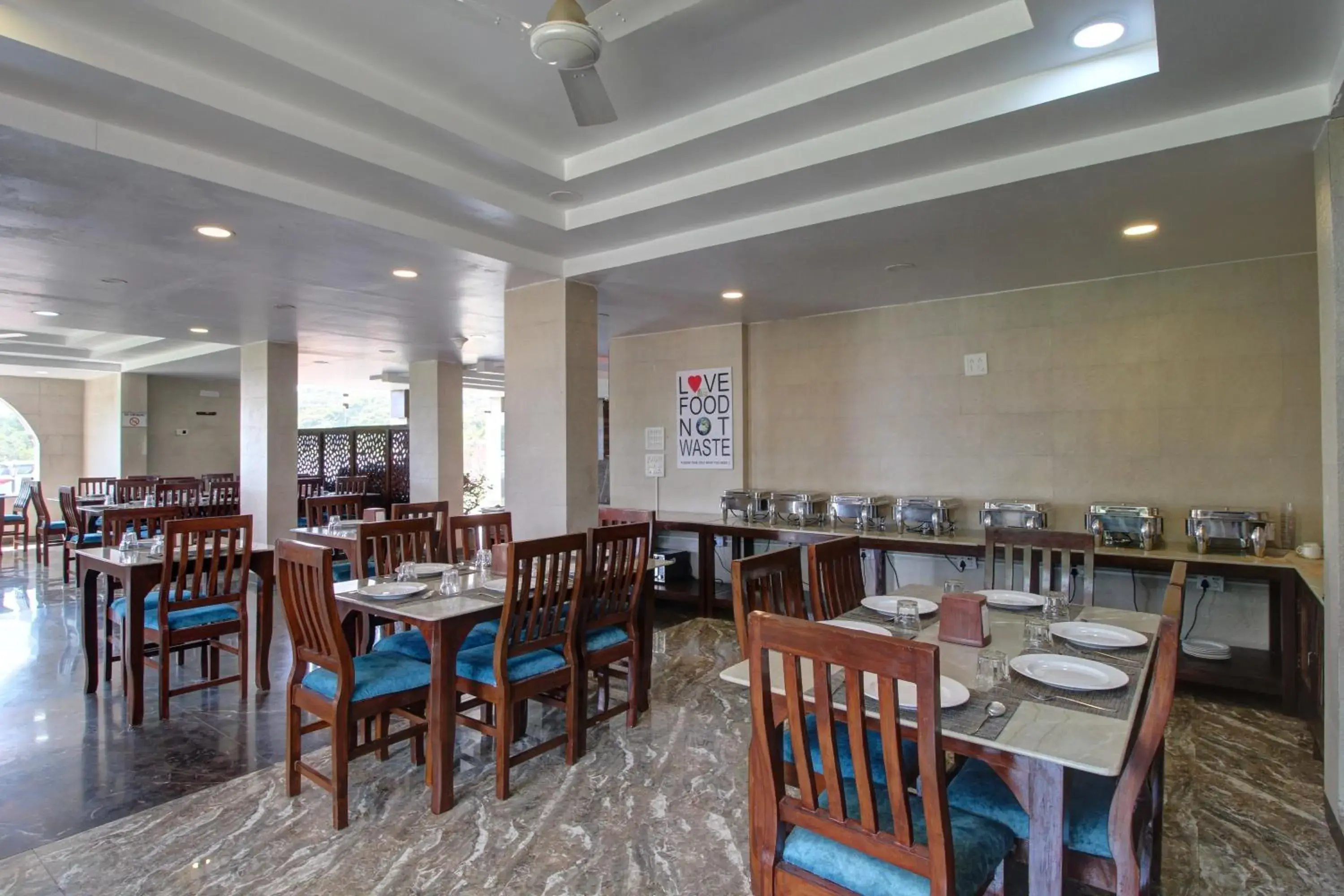 Restaurant/places to eat in Forest County Resort Mahabaleshwar Restaurant/places to eat in Forest County Resort Mahabaleshwar