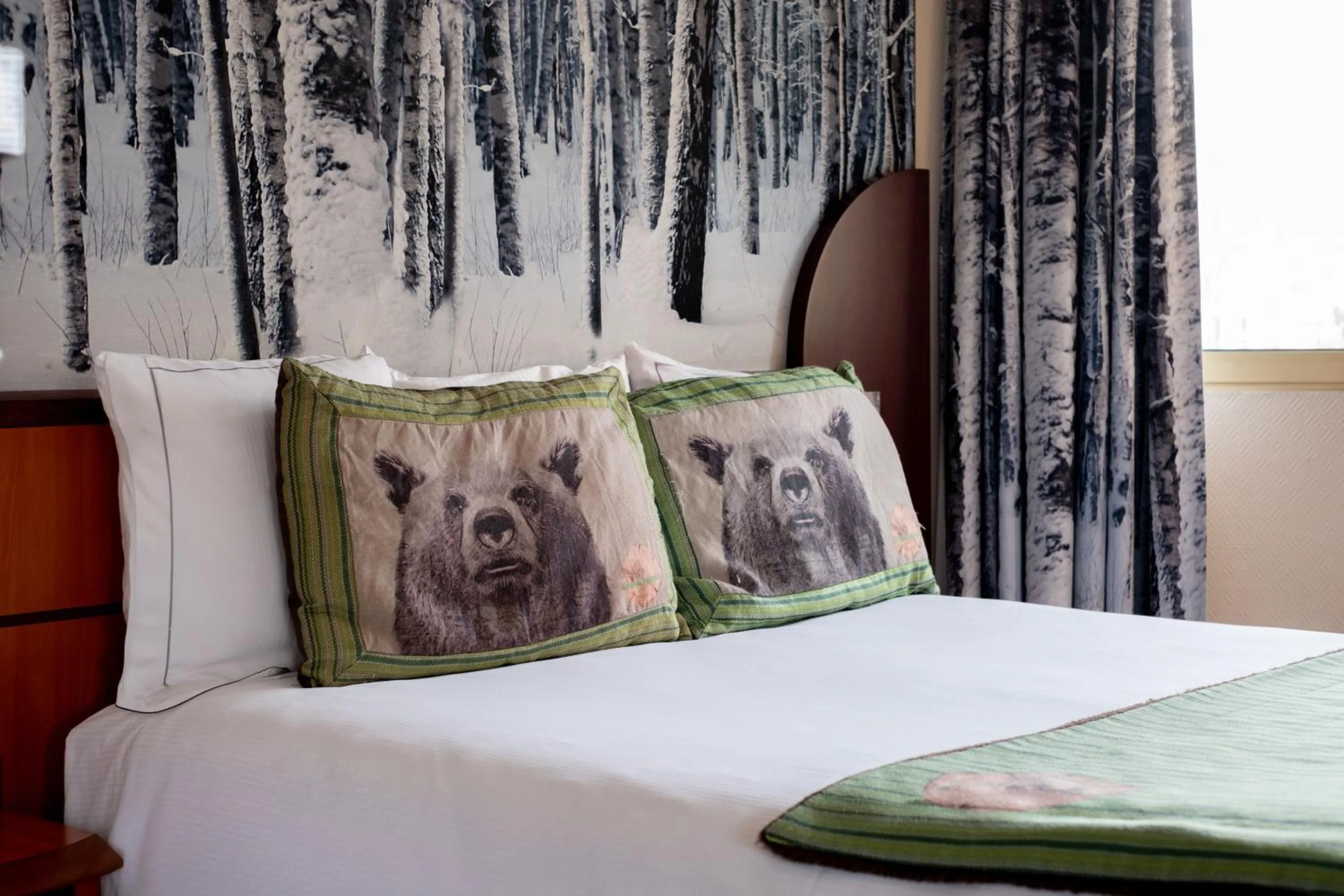 Bed in Green hotels Confort Paris 13