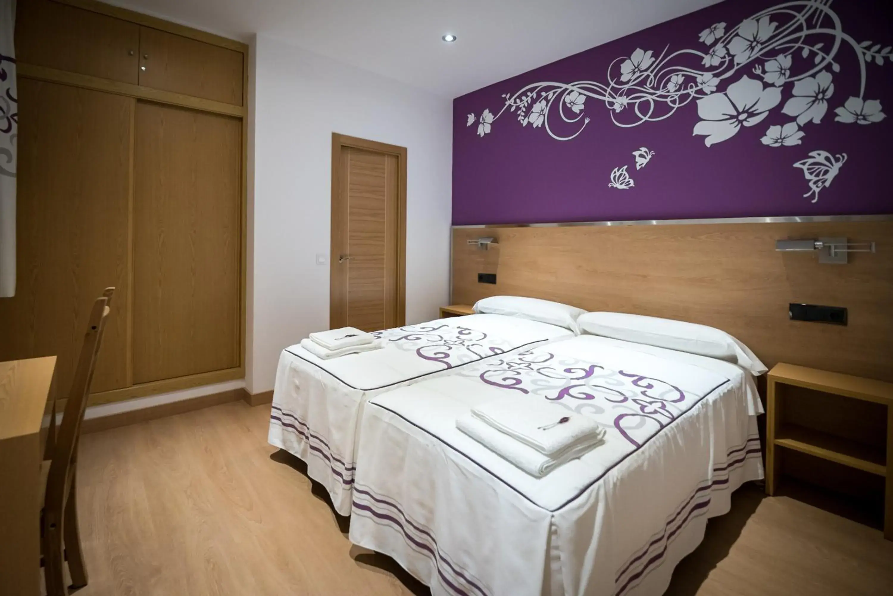 Bedroom, Bed in Hostal Carracedo Bedroom, Bed in Hostal Carracedo