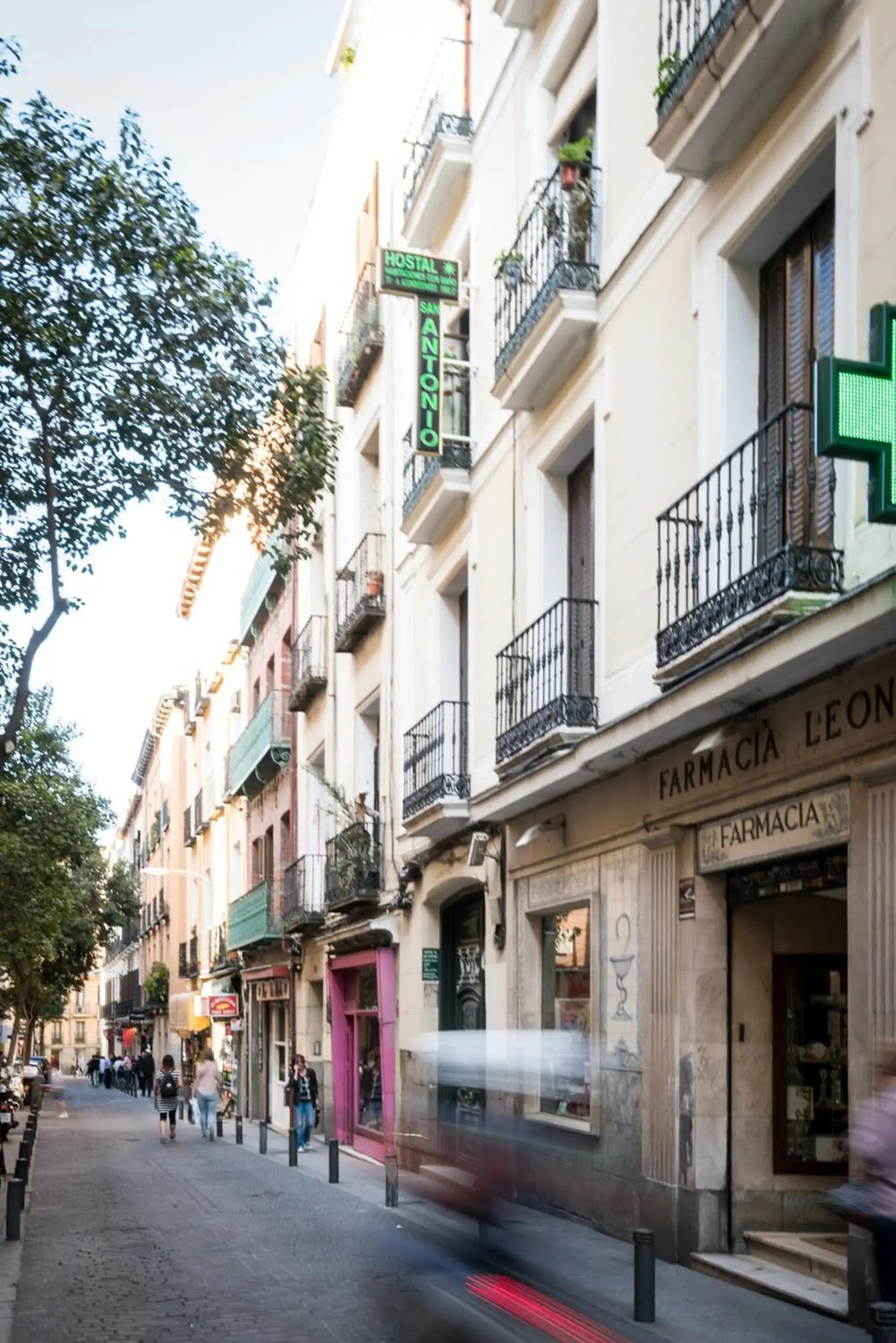 Facade/entrance in Hostal Carracedo Facade/entrance in Hostal Carracedo