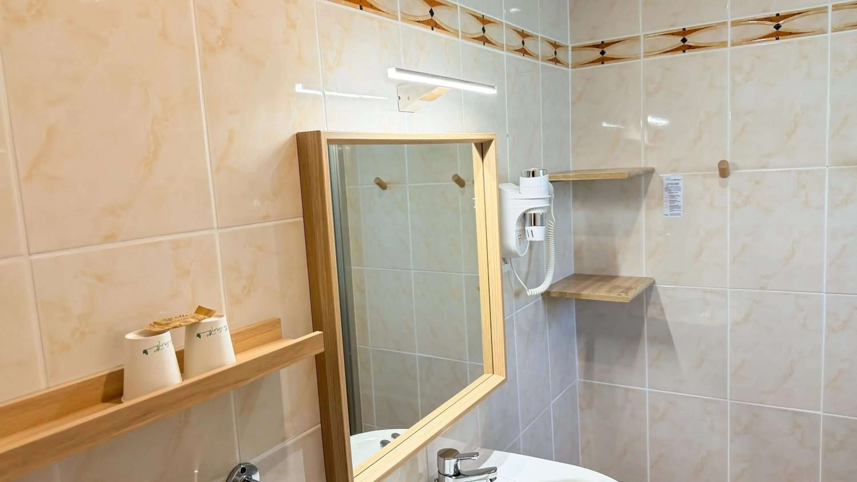 Bathroom in Hotel Les Rocailles