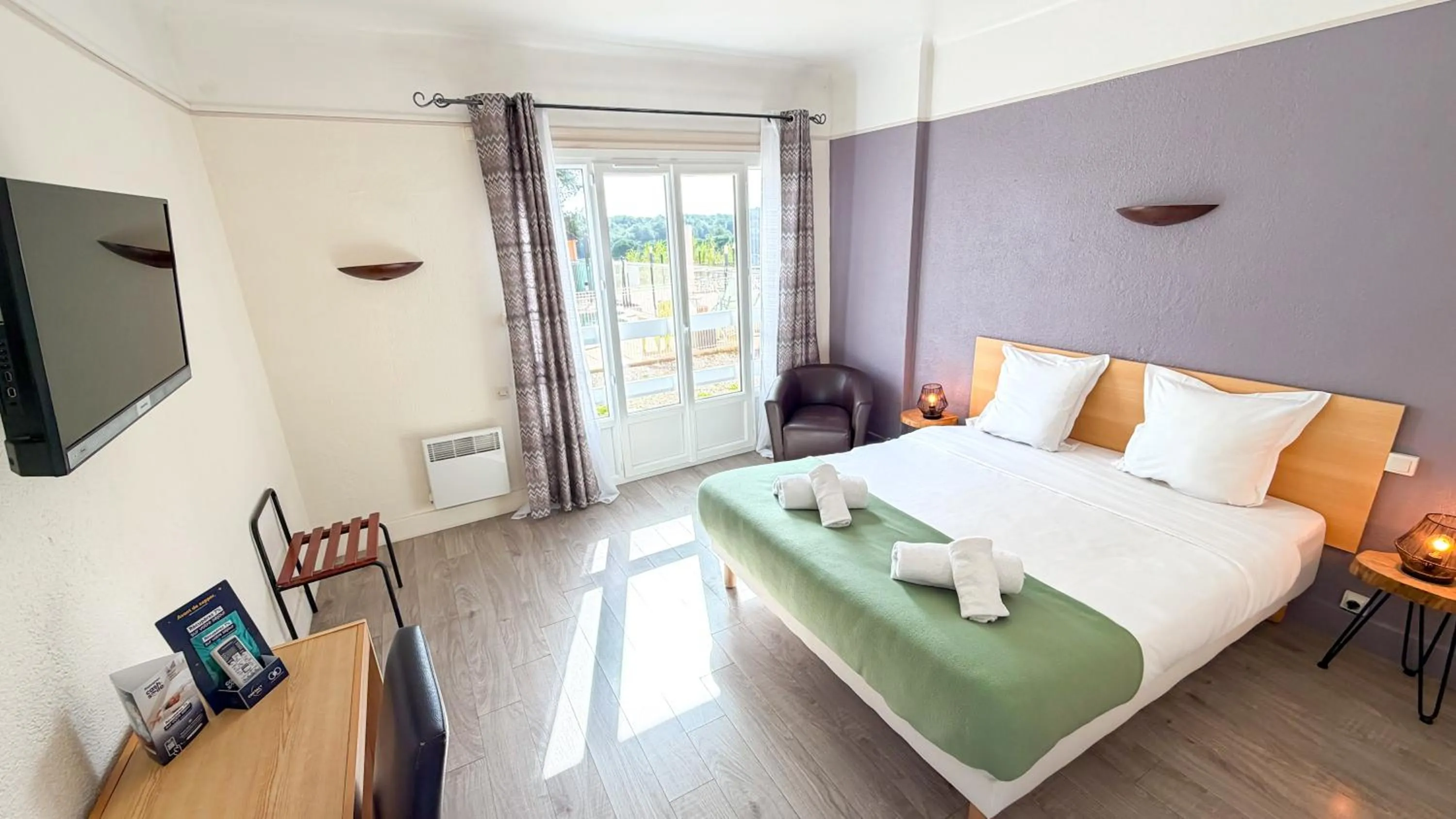 Bedroom, Bed in Hotel Les Rocailles