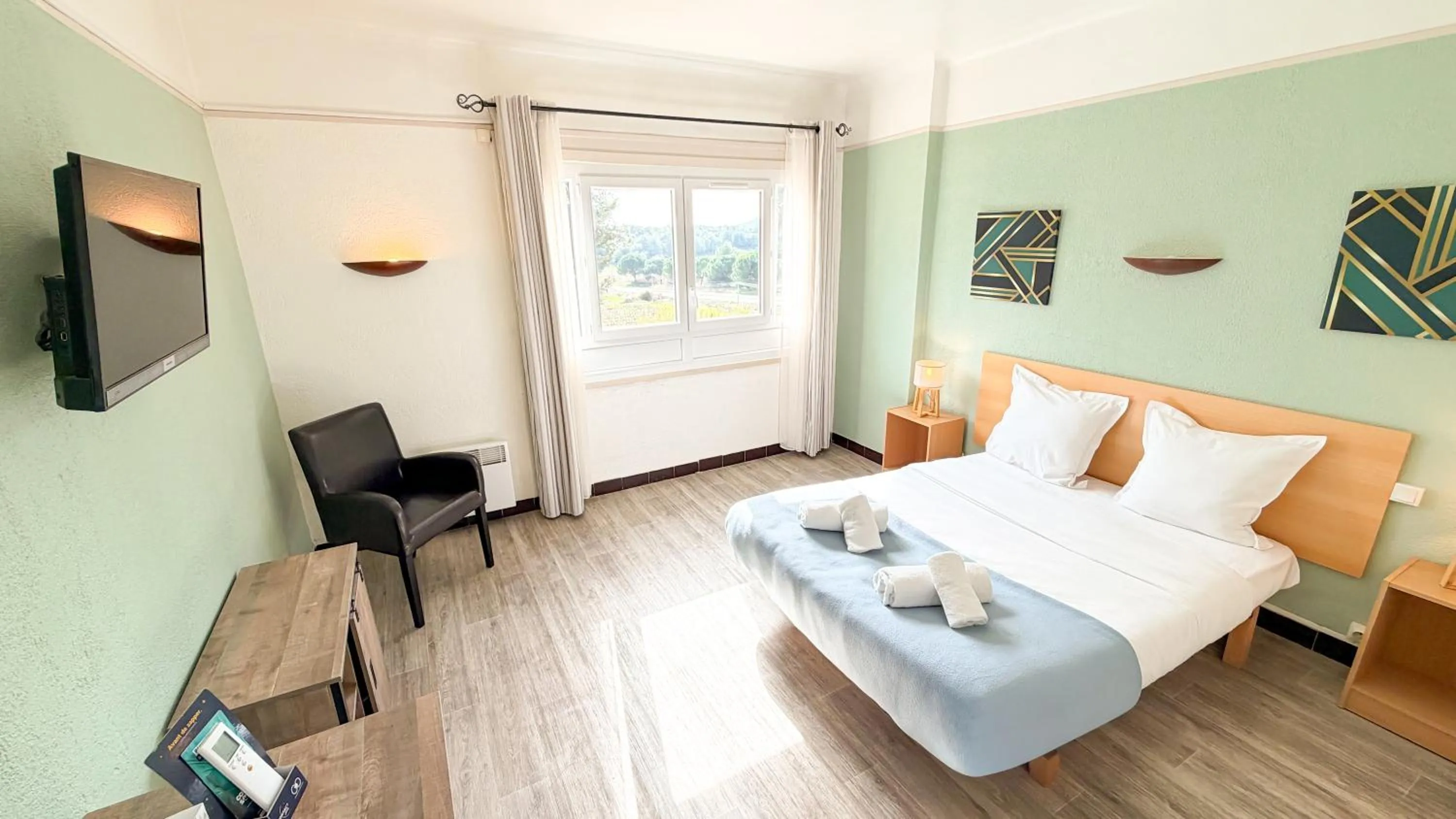 Bedroom, Bed in Hotel Les Rocailles