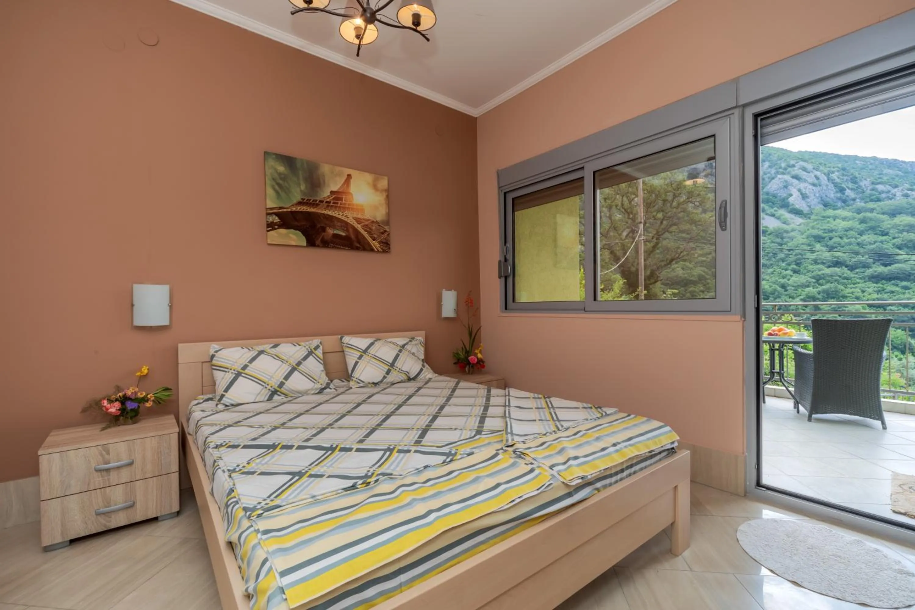 Bedroom, Bed in Villa Montenegrina