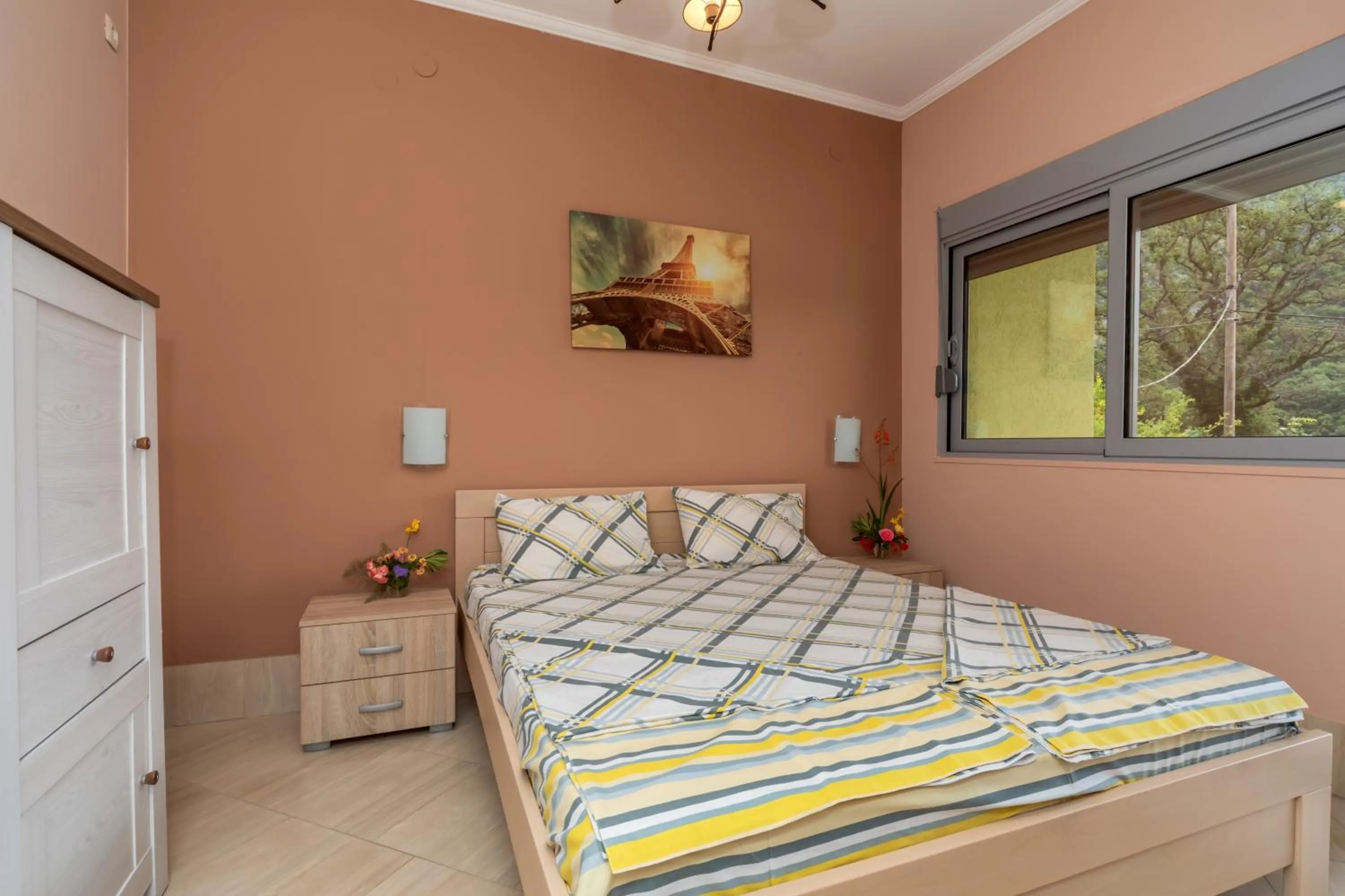 Bedroom, Bed in Villa Montenegrina