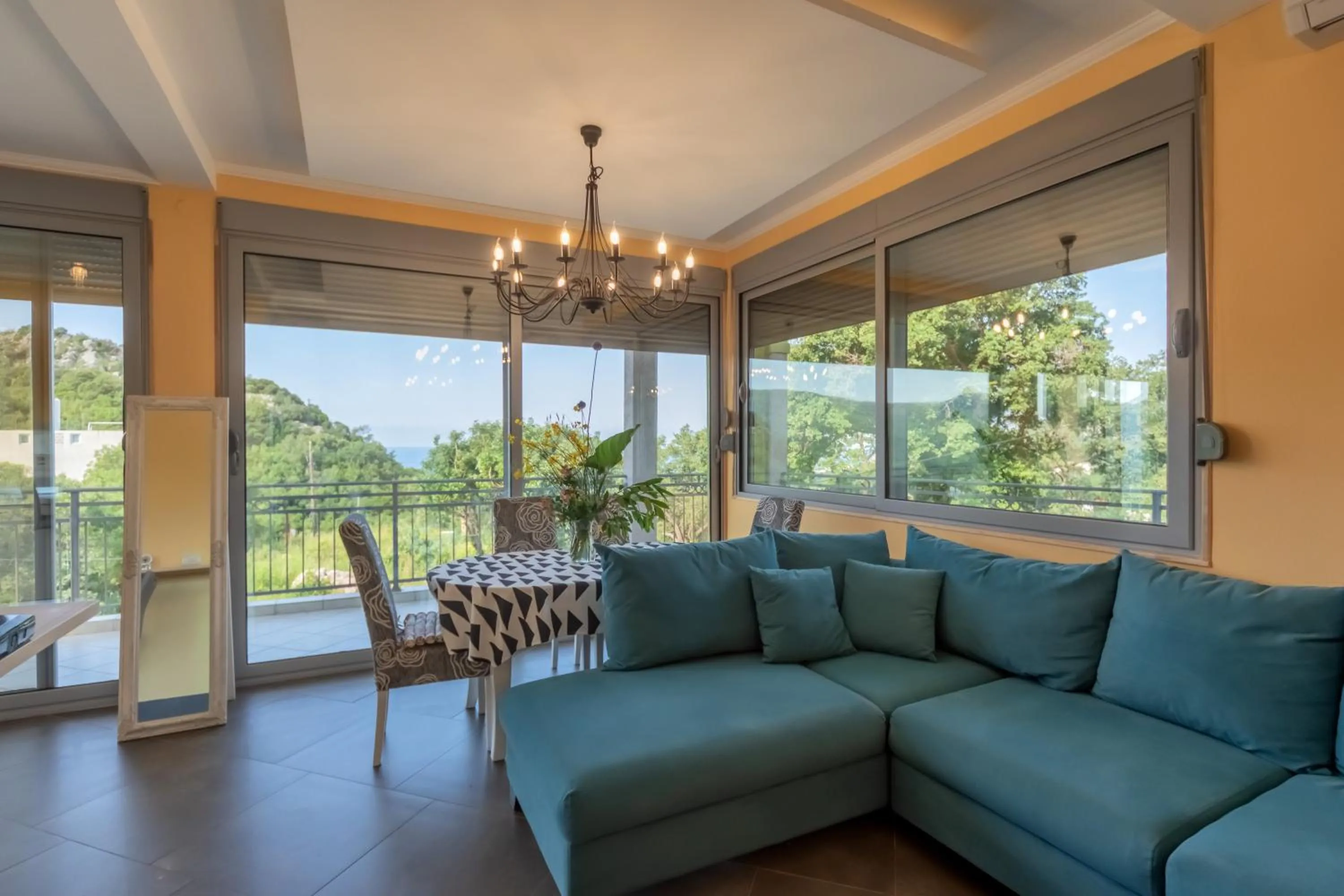 Living room in Villa Montenegrina