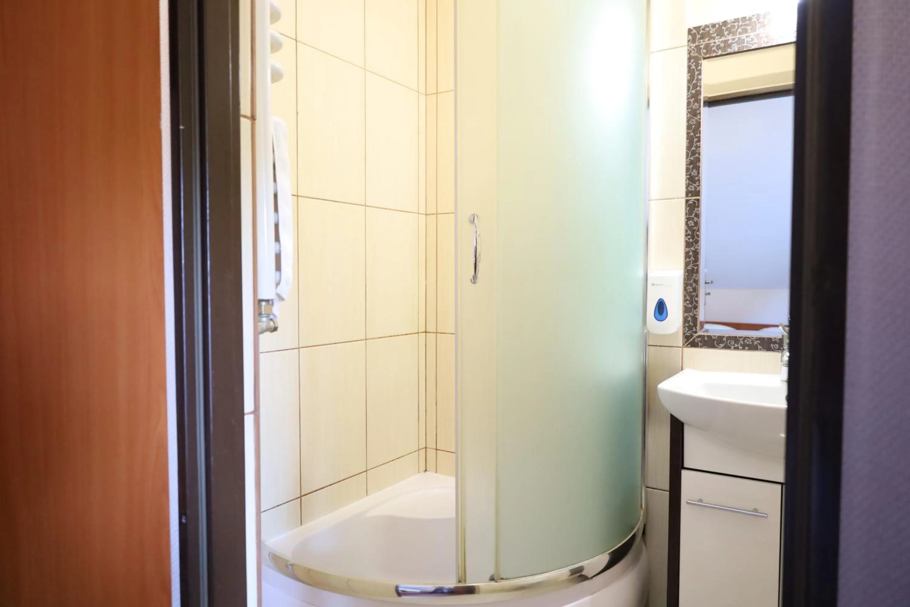 Shower in Zakarczmie Stokrotka