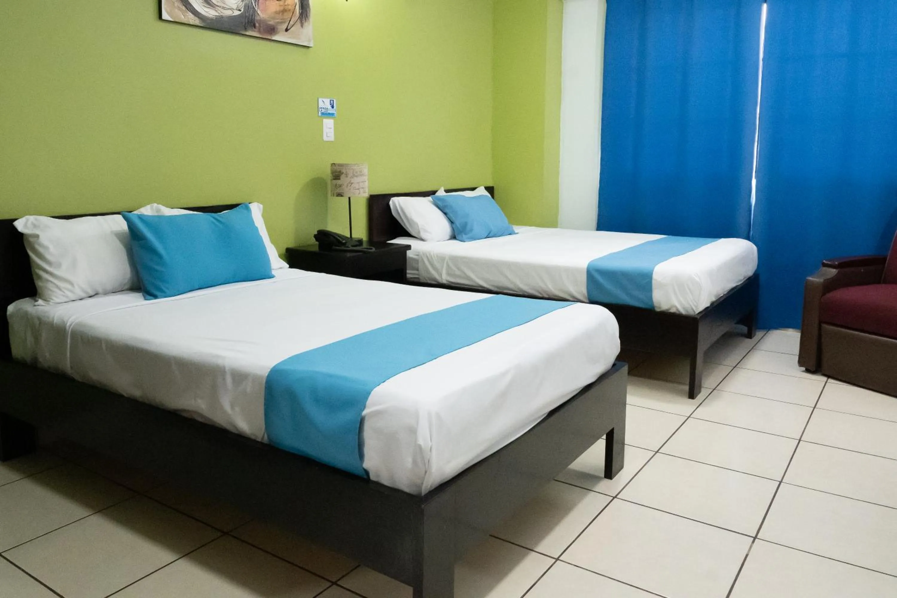 Bed in Hostal de Asturias