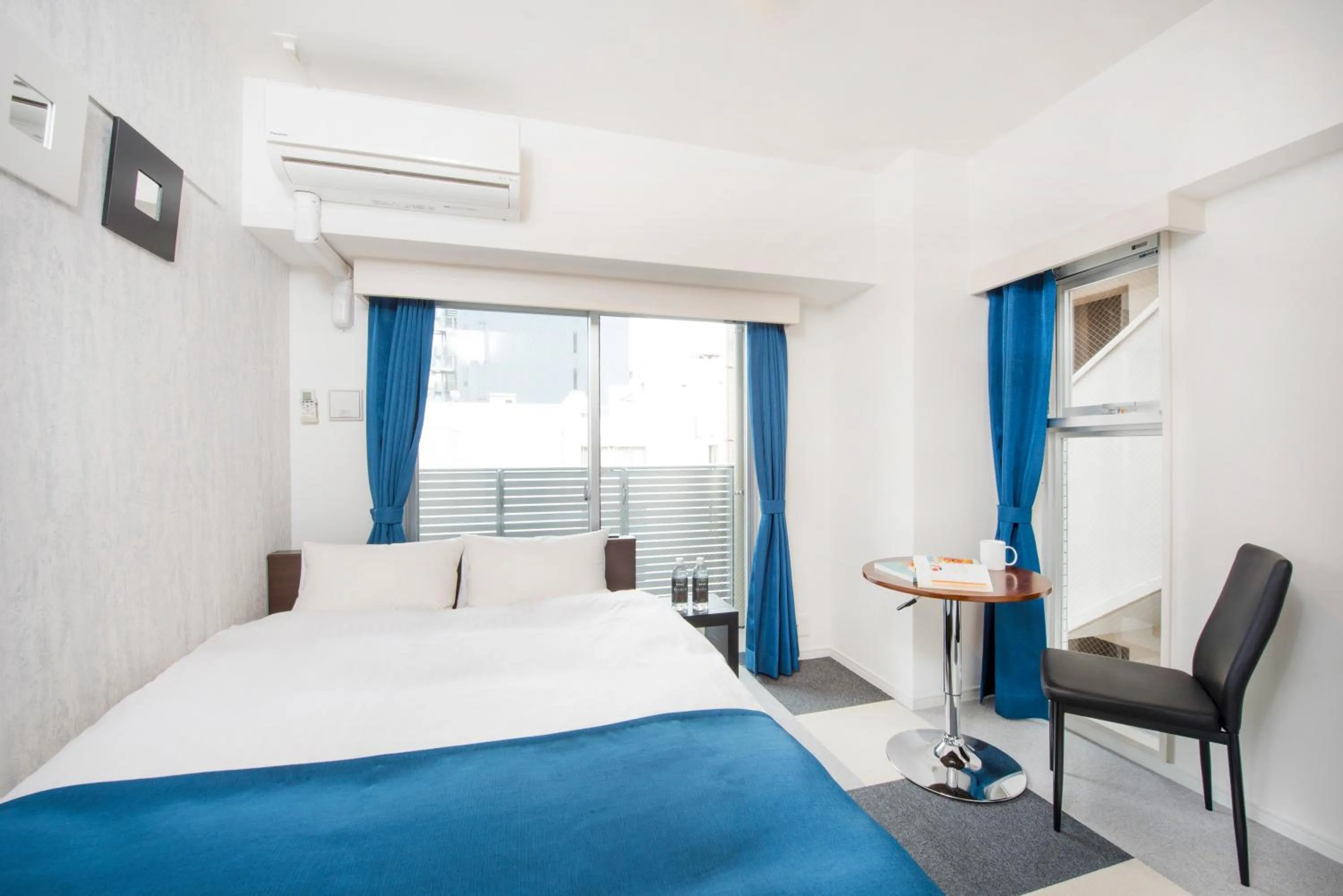 Comfort Triple Room in Residence Hotel Hakata 3