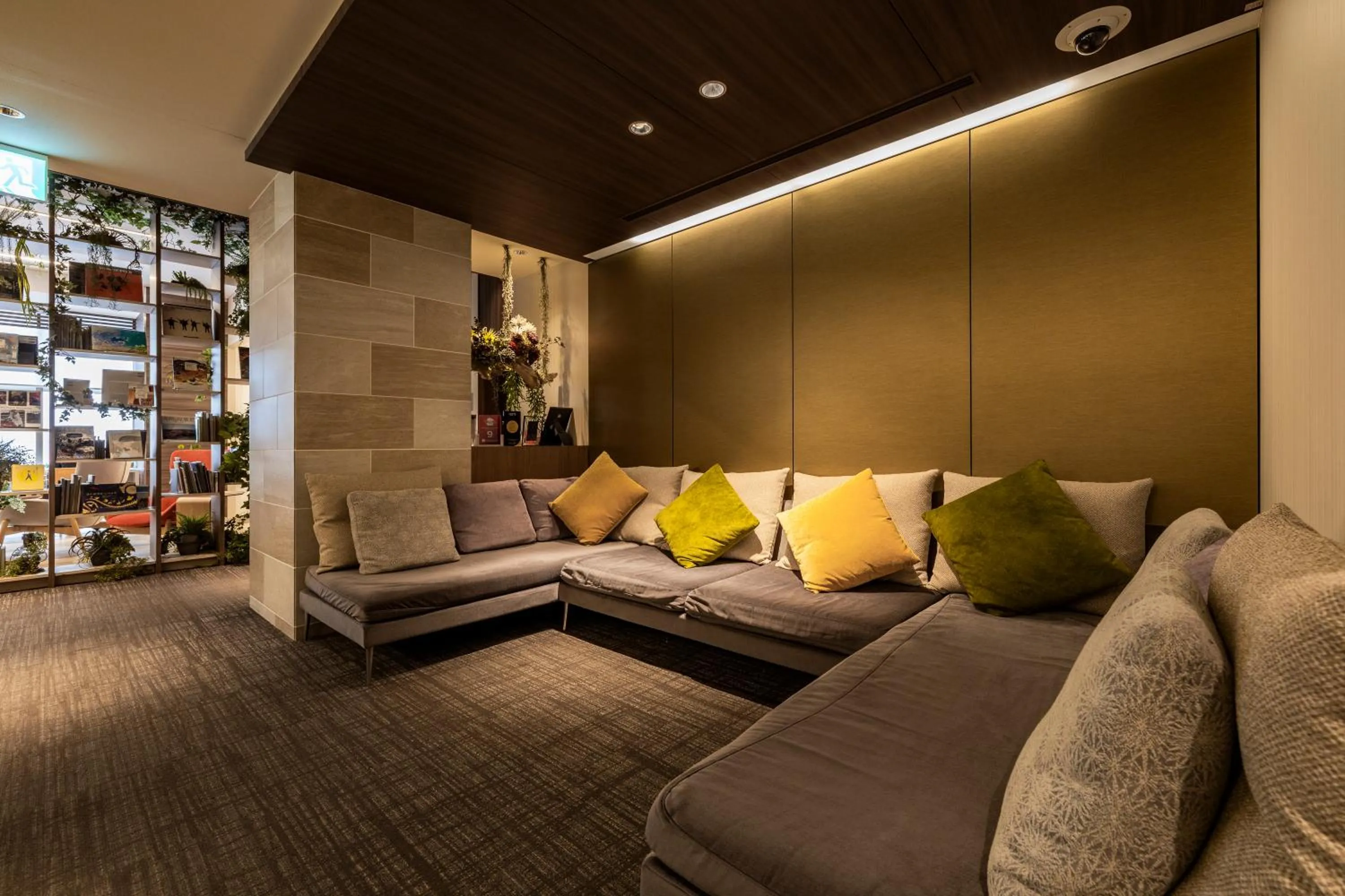 Lobby or reception in KOKO HOTEL Hakata Shinkansenguchi - formerly Hotel Wing International Hakata Shinkansenguchi