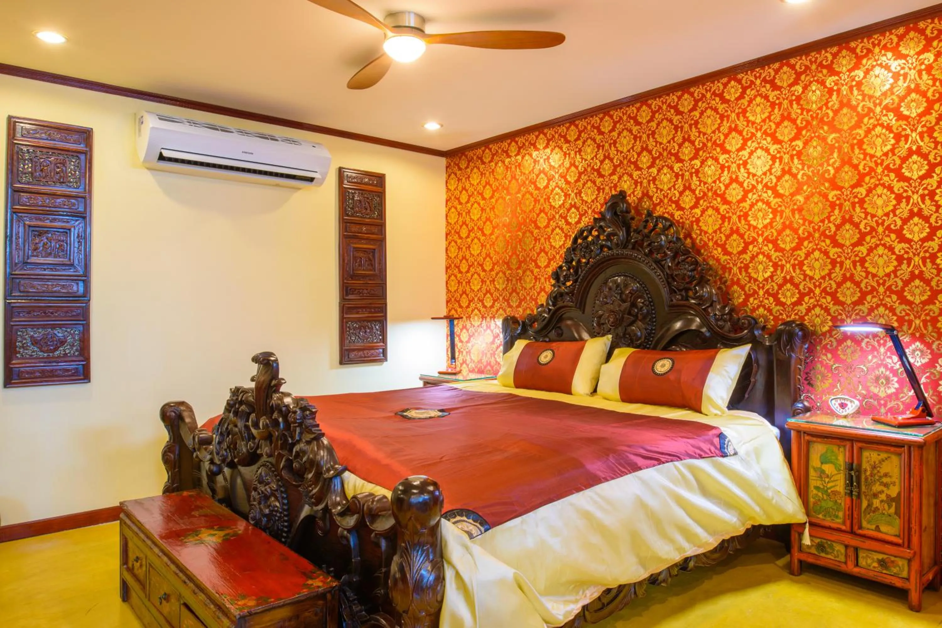 Deluxe Town House in the Old City