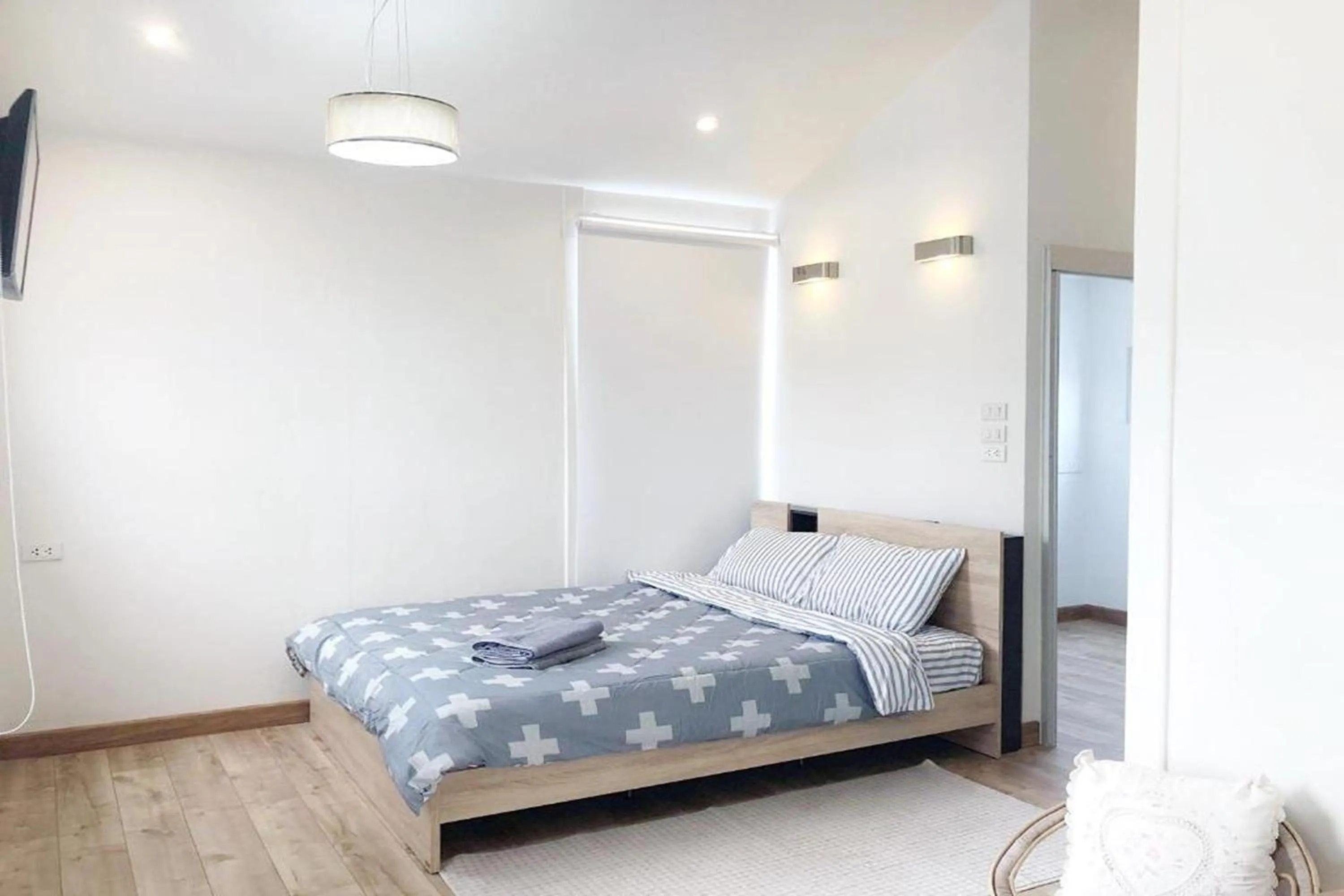 Bedroom, Bed in Urban Bed