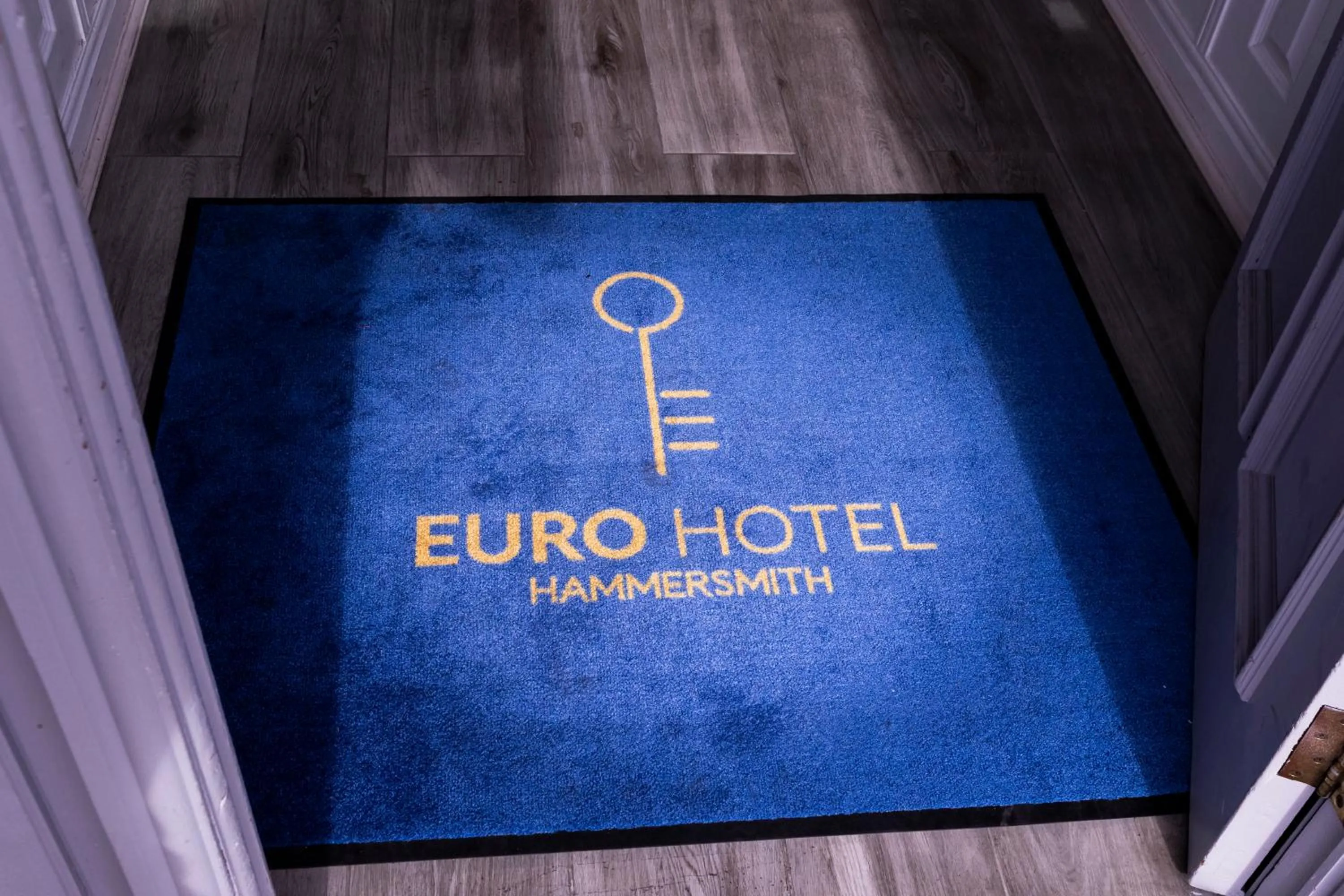 Euro Hotel