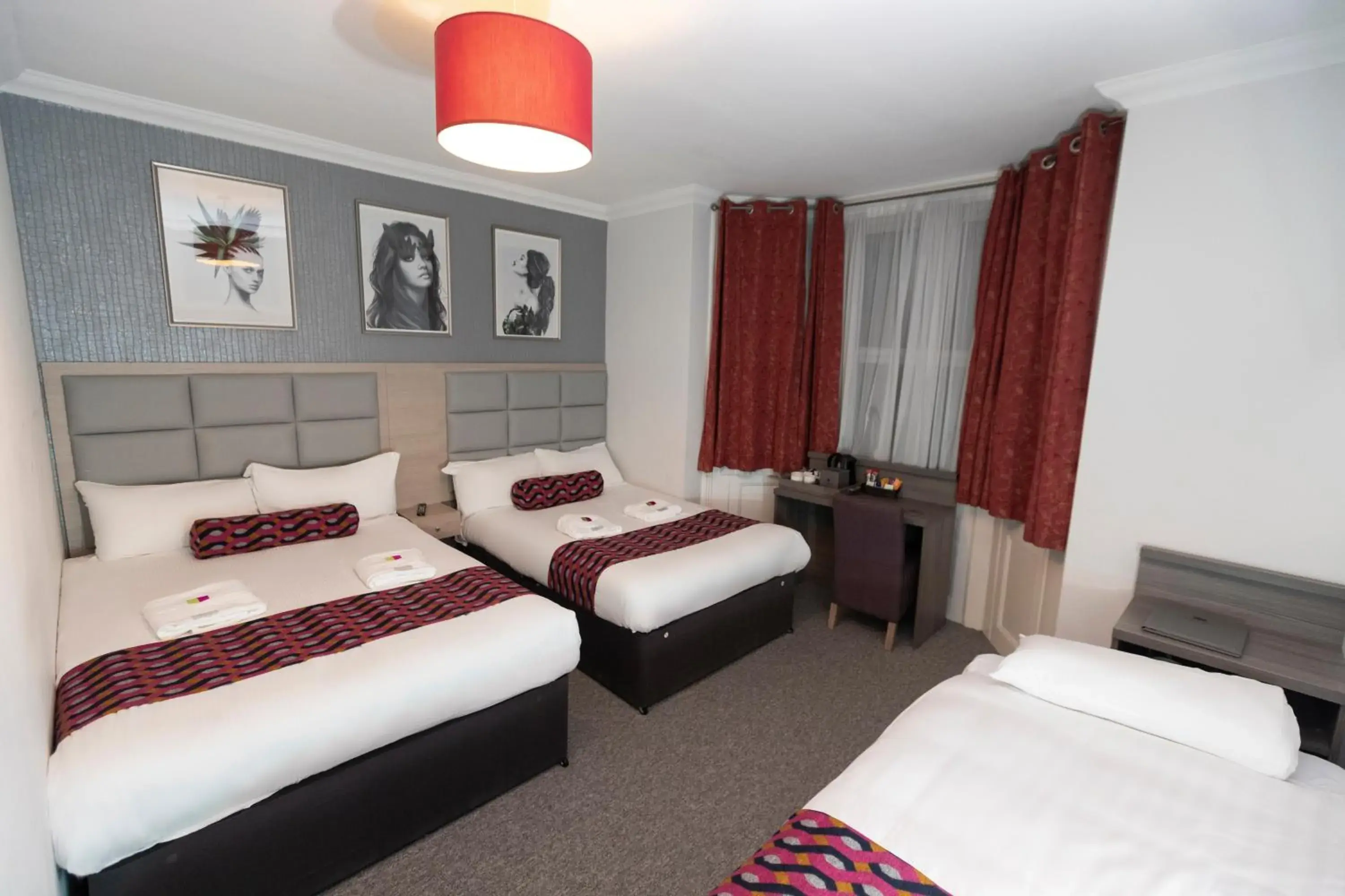 Bed in Euro Hotel Bed in Euro Hotel