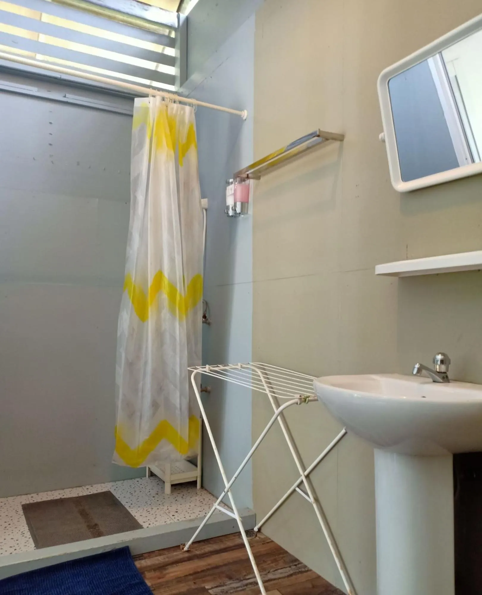 Bathroom in Naivacha Tent Koh Mak