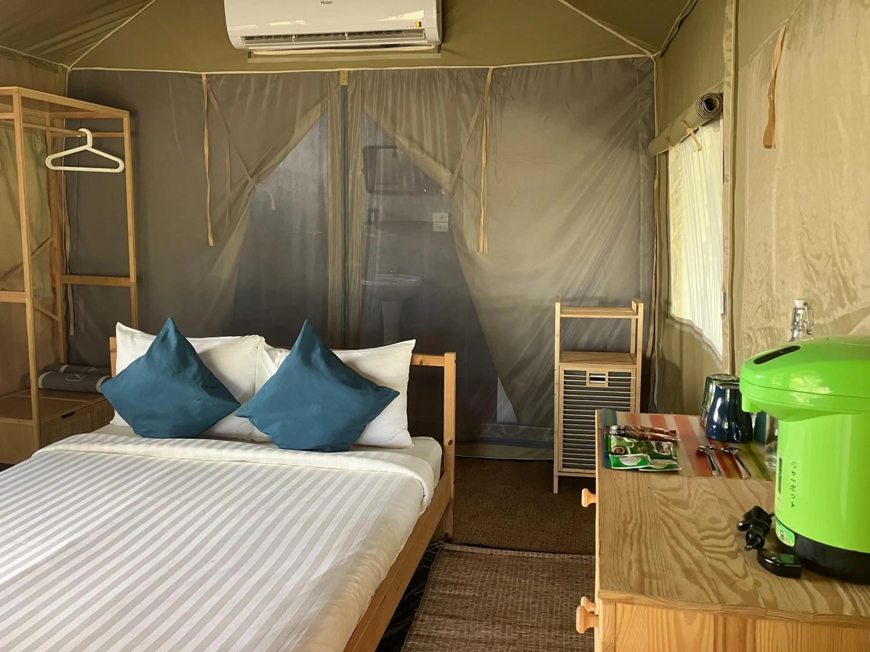 View (from property/room), Bed in Naivacha Tent Koh Mak