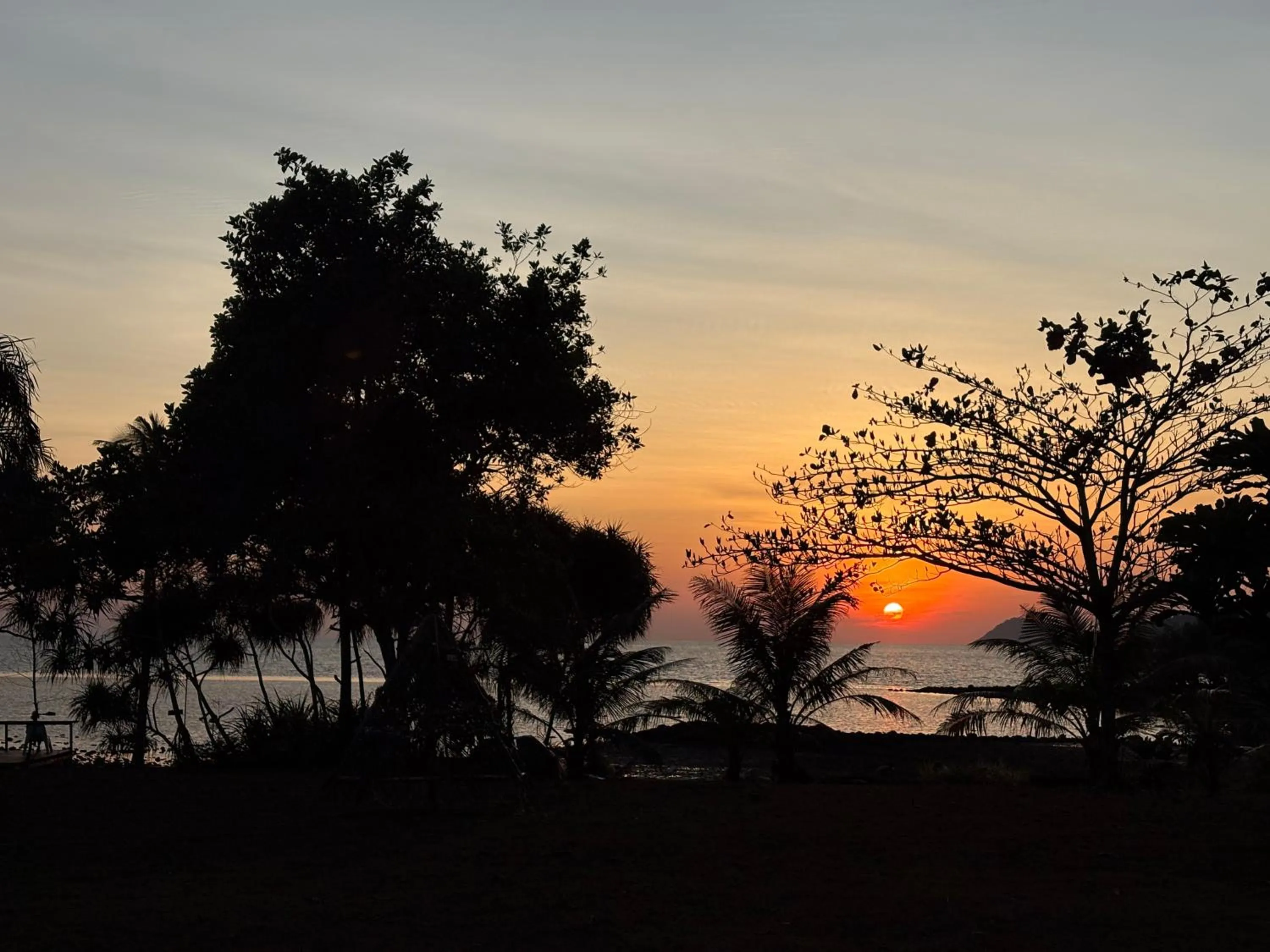 Naivacha Tent Koh Mak