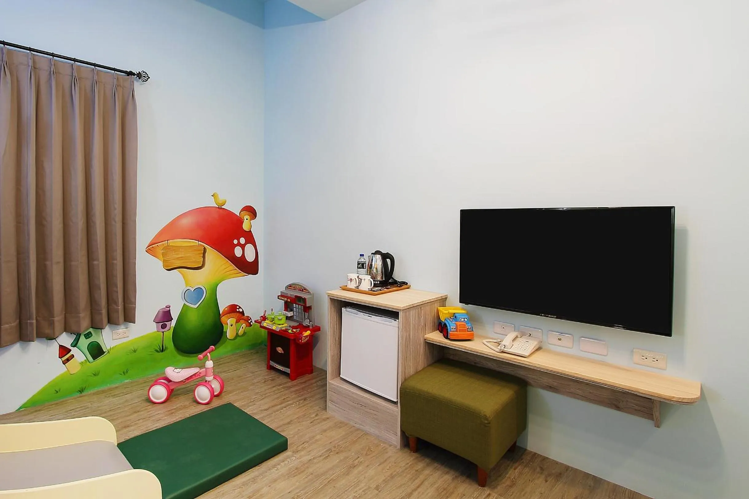 TV and multimedia in Jack Castle