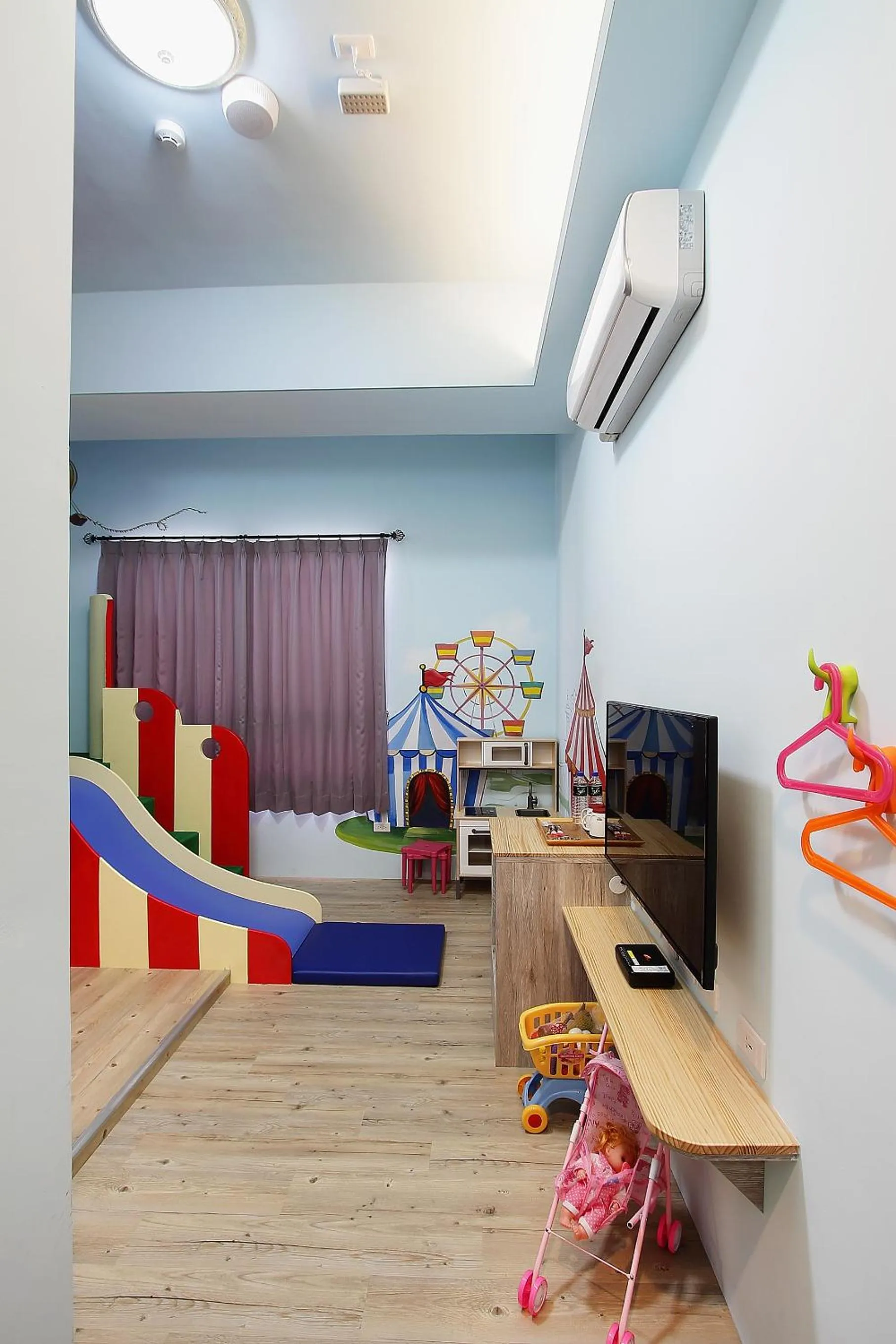 Decorative detail in Jack Castle