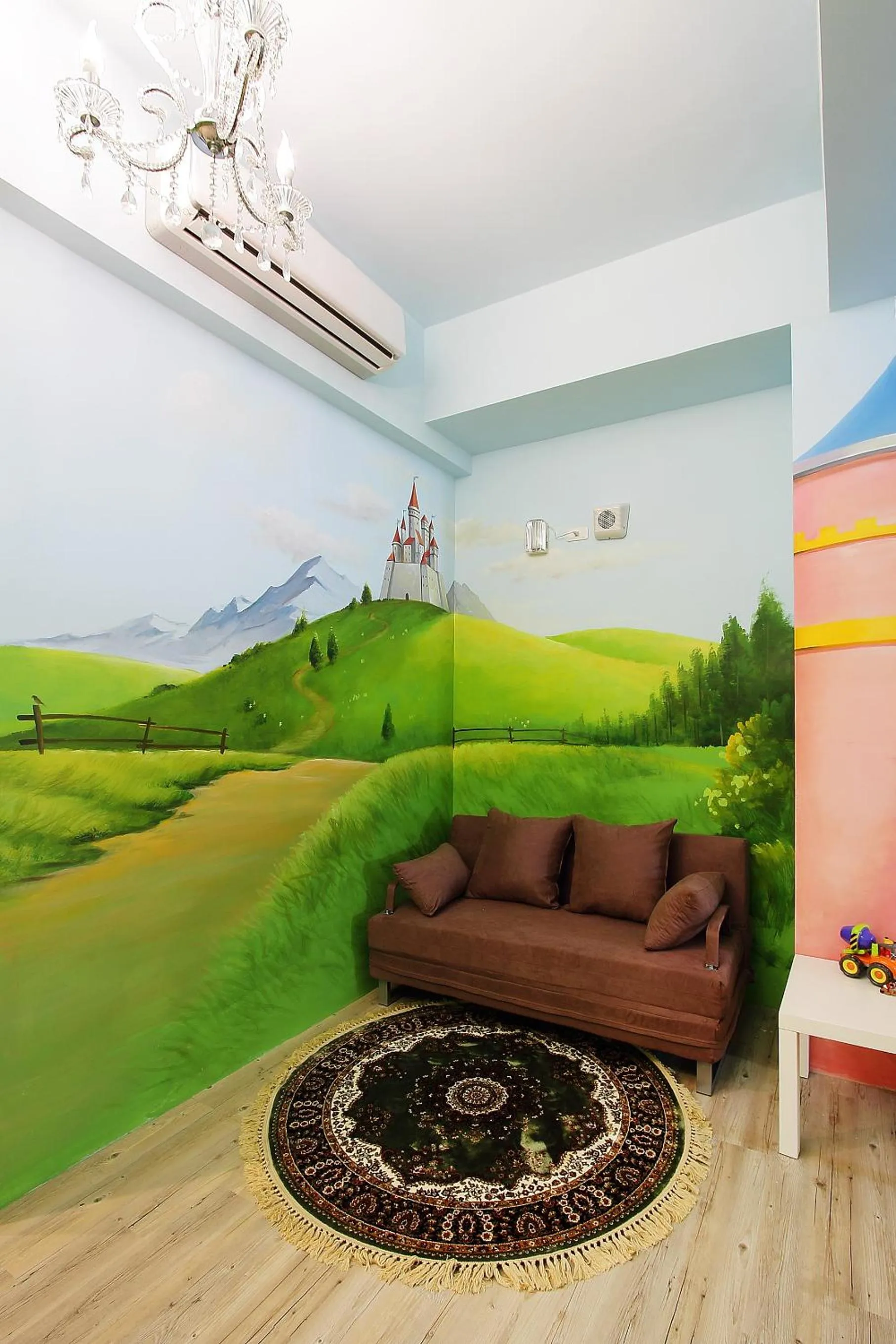 Decorative detail in Jack Castle