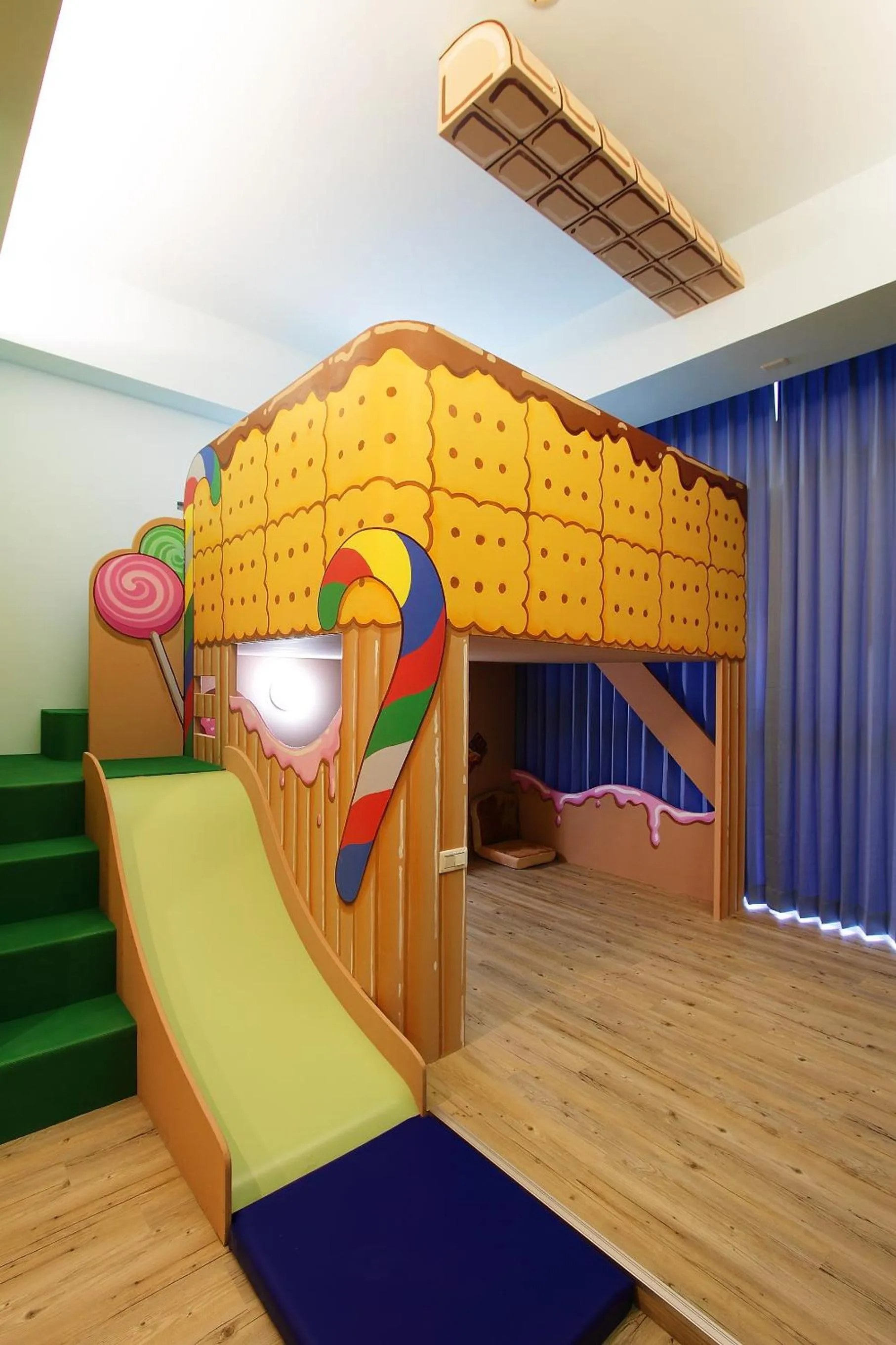 Decorative detail in Jack Castle