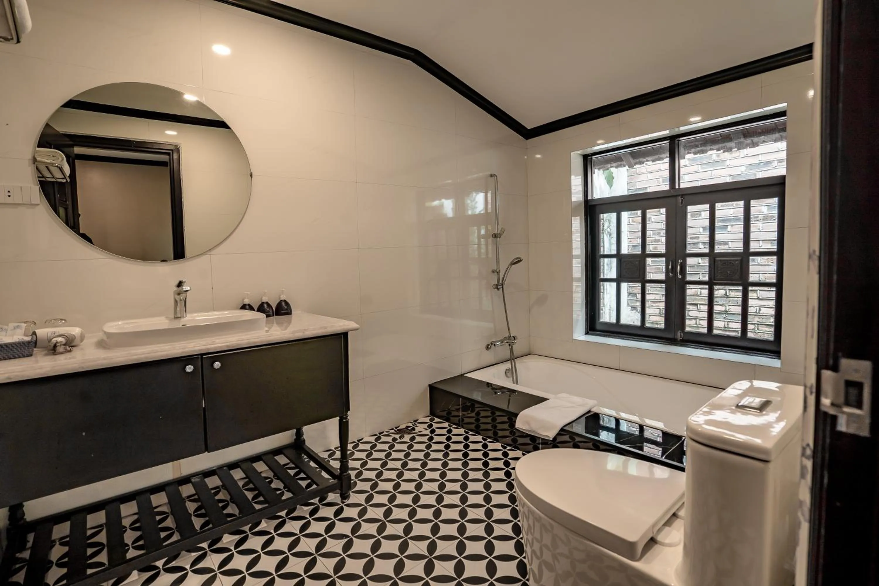 Bathroom in Tuan Chau Resort Ha Long