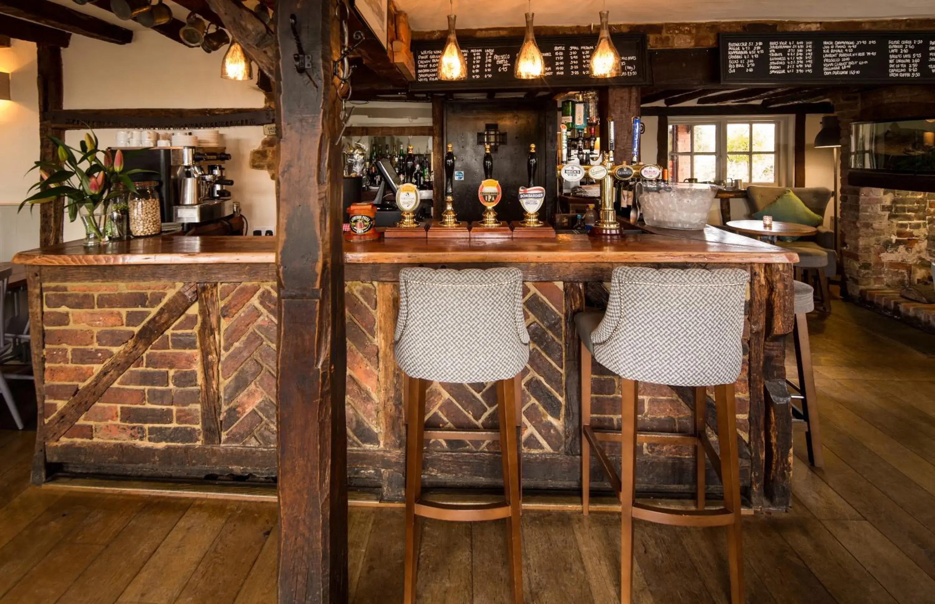 Lounge or bar, Lounge/Bar in The Chequers Inn