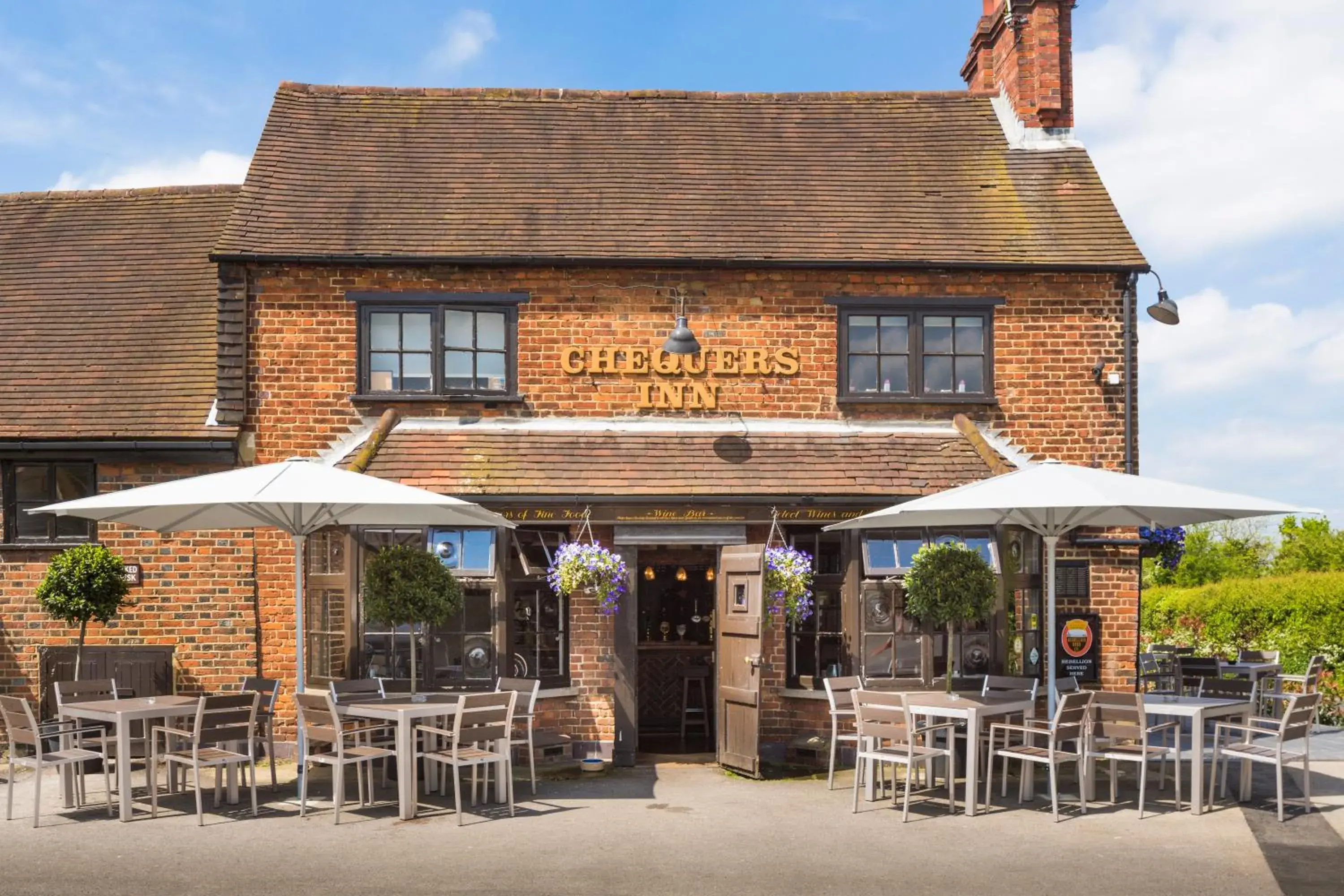 Patio, Restaurant/Places to Eat in The Chequers Inn