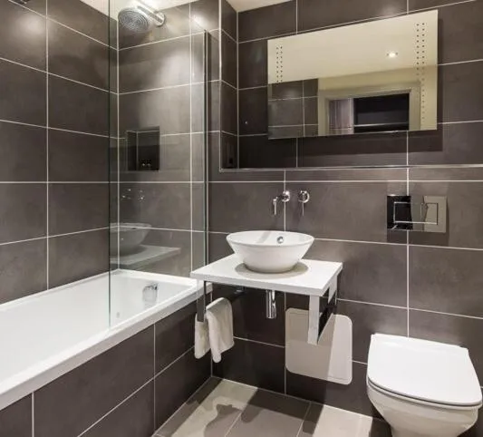 Bathroom in The Chequers Inn