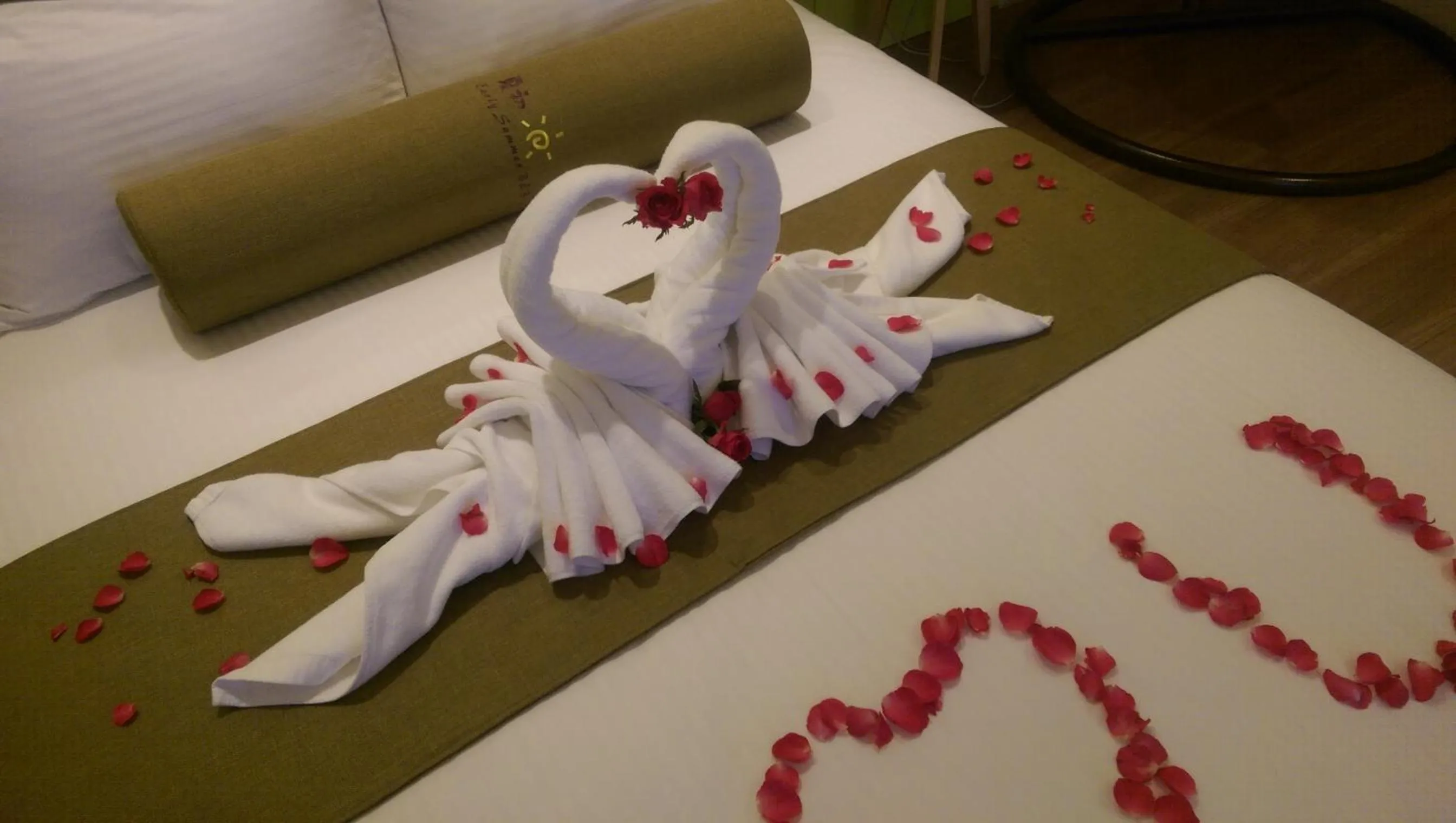 Photo of the whole room, Bed in Early Summer