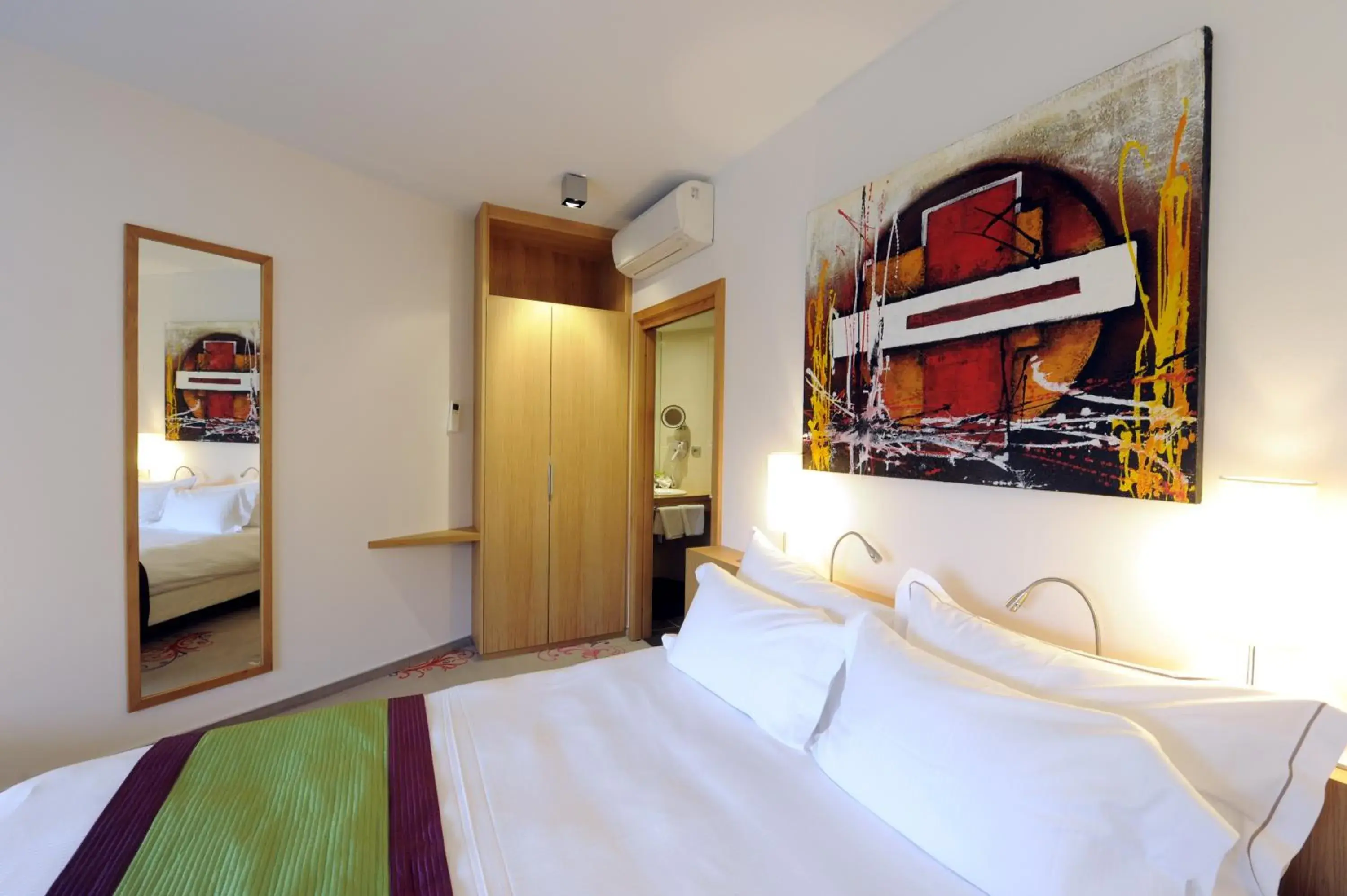 Photo of the whole room, Bed in Logis Hotel Restaurant A L'Etoile Photo of the whole room, Bed in Logis Hotel Restaurant A L'Etoile