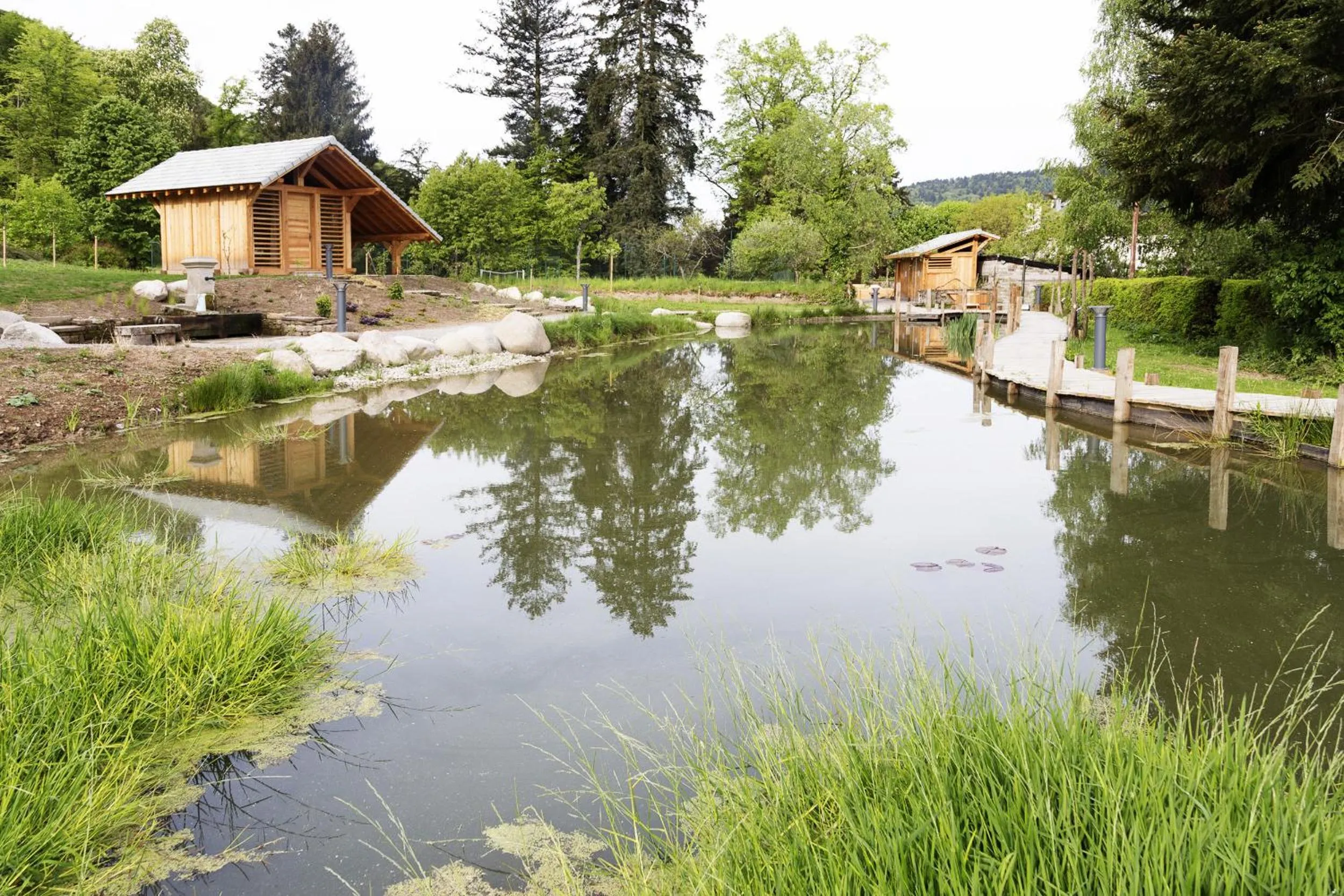 Lake view in Logis La Résidence