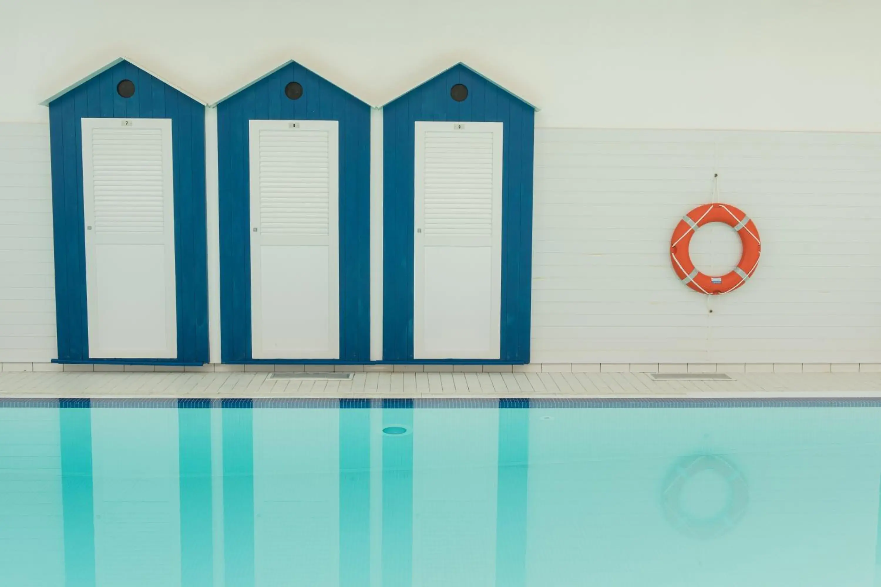 Swimming pool in ibis Styles St Gilles Croix de Vie centre-ville Swimming pool in ibis Styles St Gilles Croix de Vie centre-ville