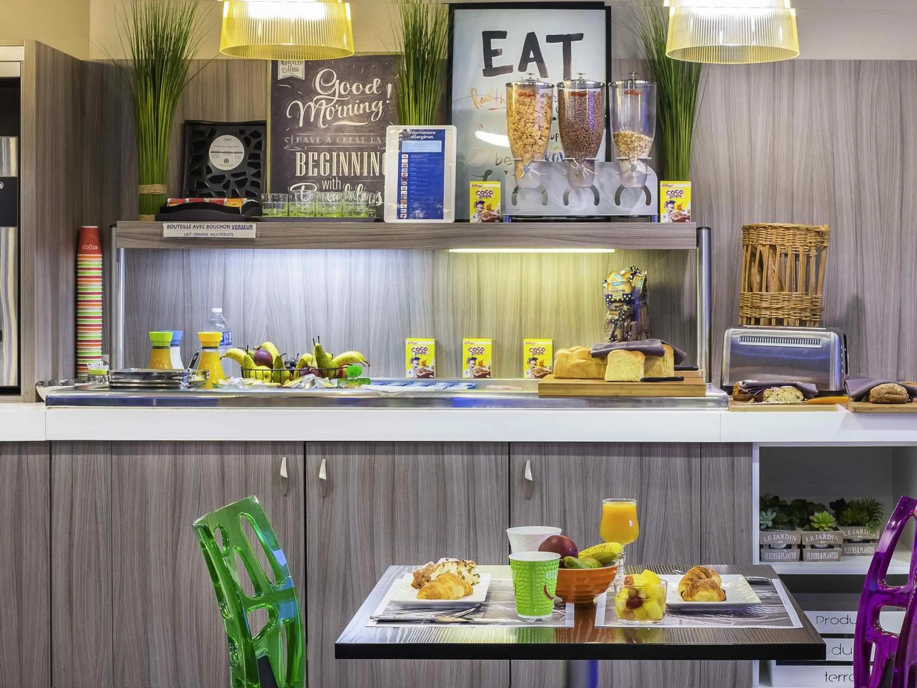 Breakfast in ibis Styles St Gilles Croix de Vie centre-ville Breakfast in ibis Styles St Gilles Croix de Vie centre-ville