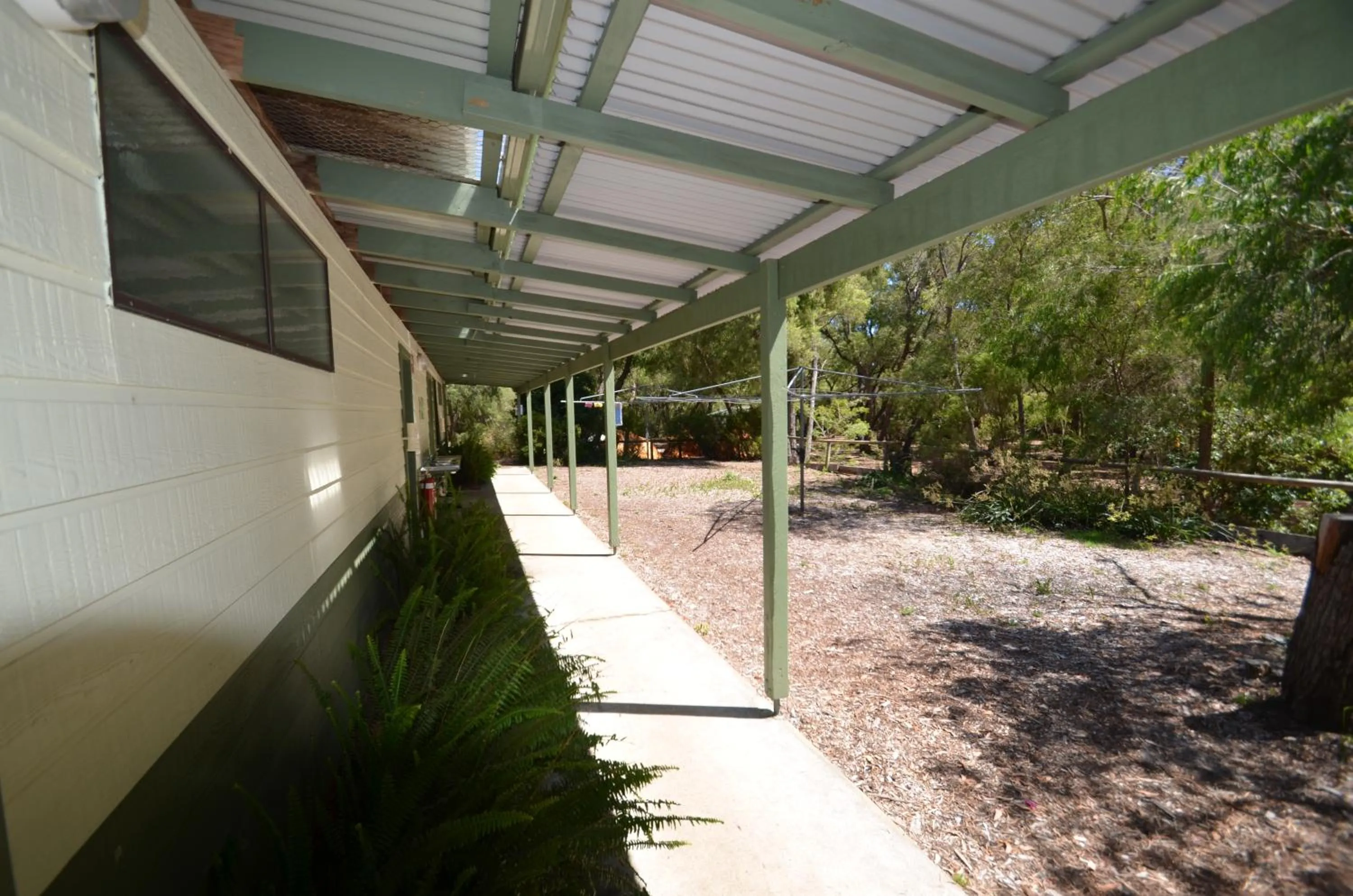 Property building in Coalmine Beach Holiday Park