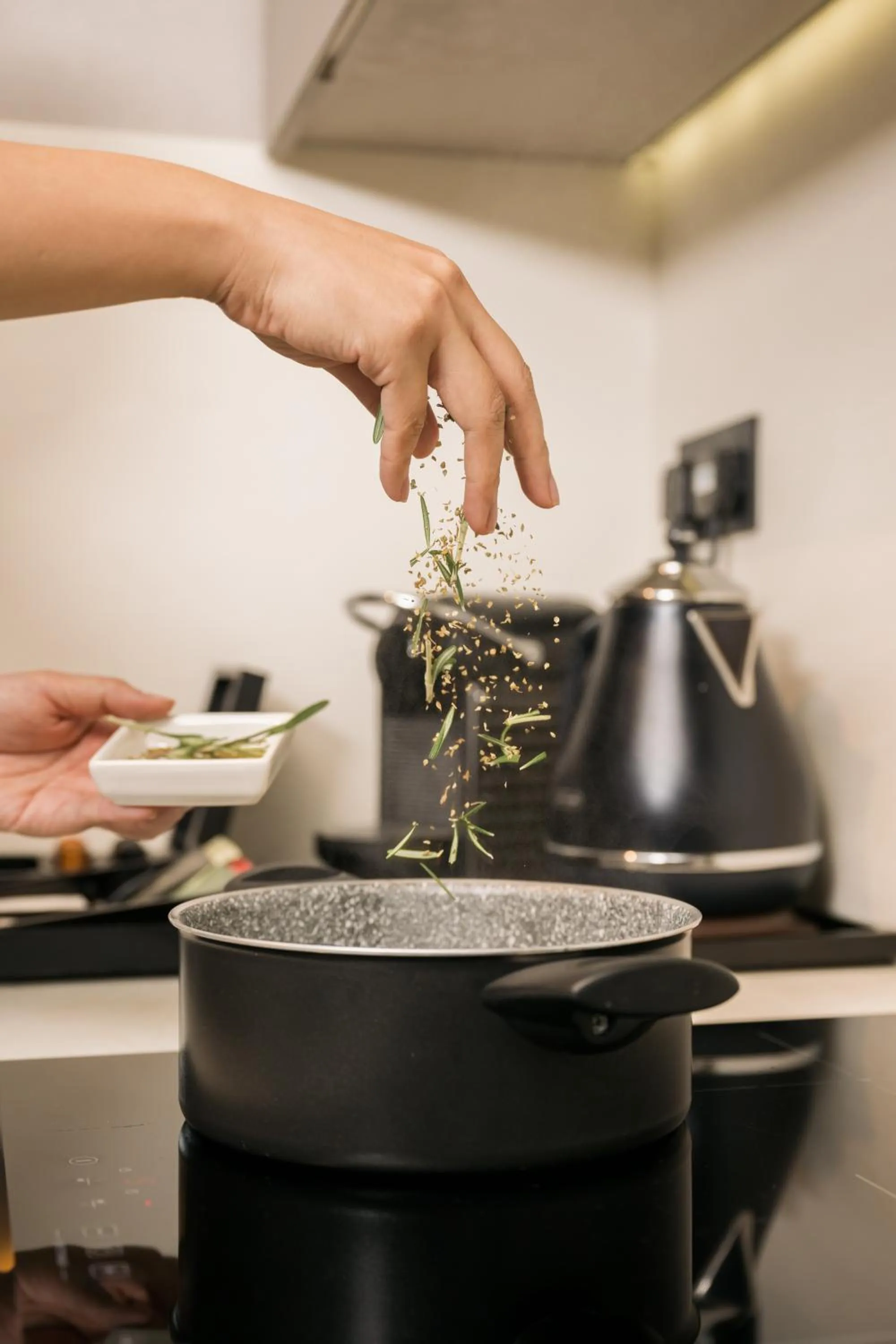 Kitchen or kitchenette in Dao by Dorsett AMTD Singapore