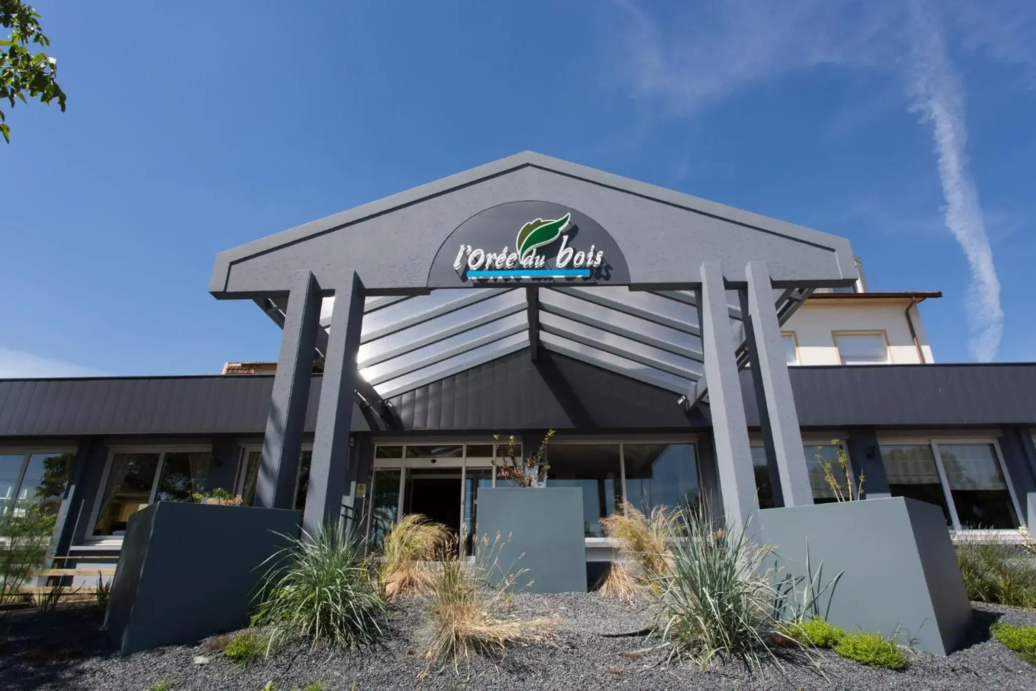 Facade/entrance in L'Orée du Bois Facade/entrance in L'Orée du Bois