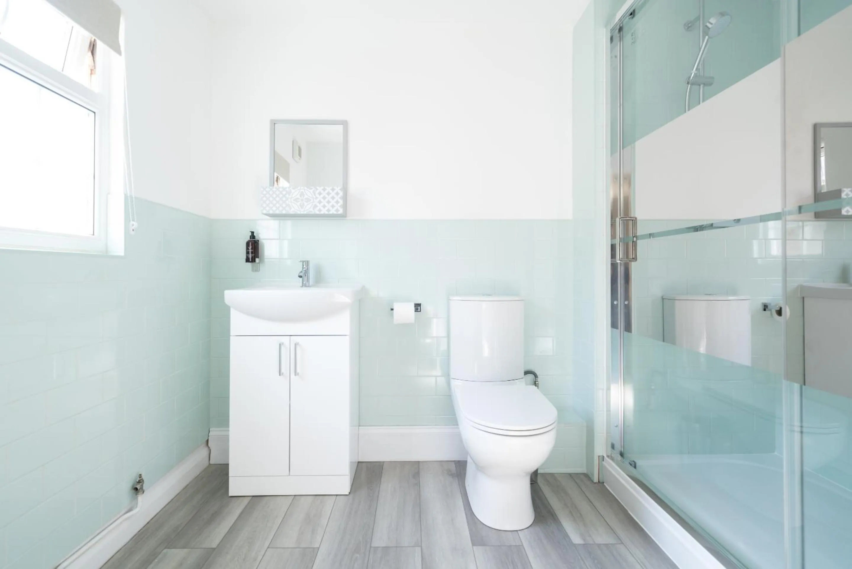 Bathroom in The Crab And Lobster Inn