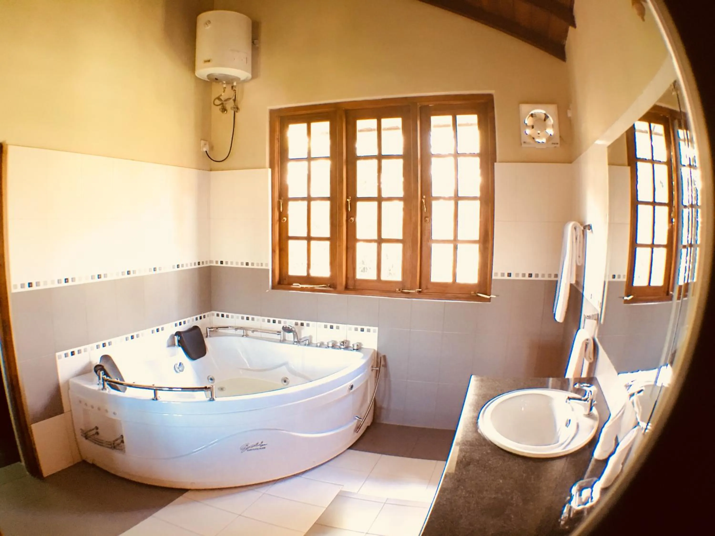 Shower in Villa Familia