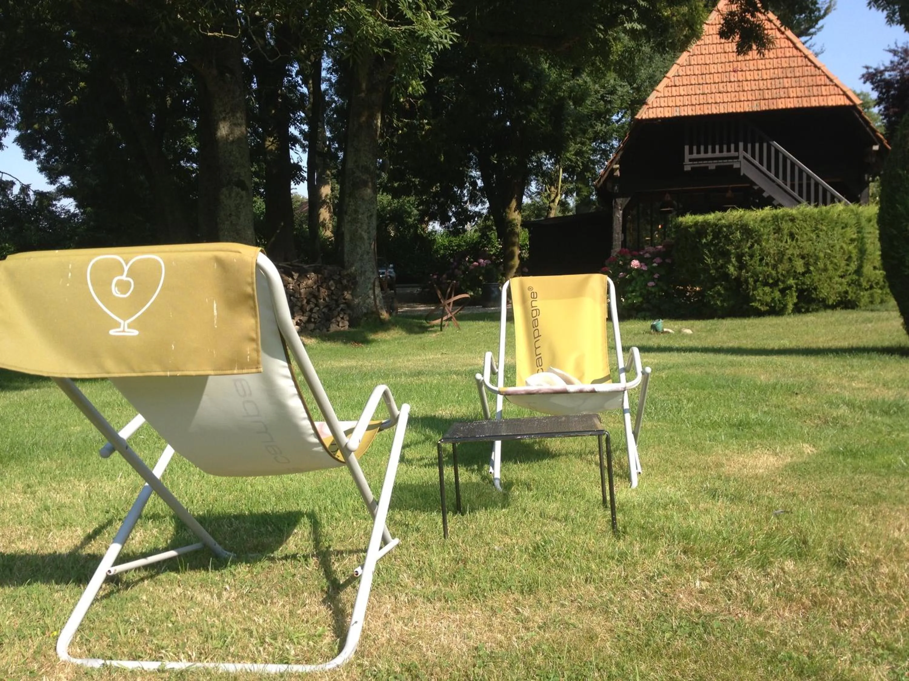 Restaurant/places to eat in Clos Masure hôtel de campagne